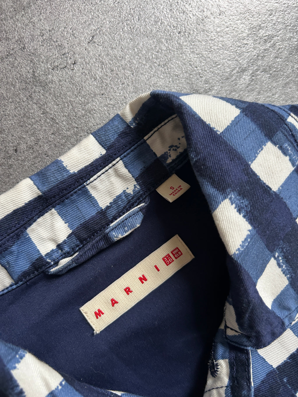 MARNI X UNIQLO OVERSHIRT (S)
