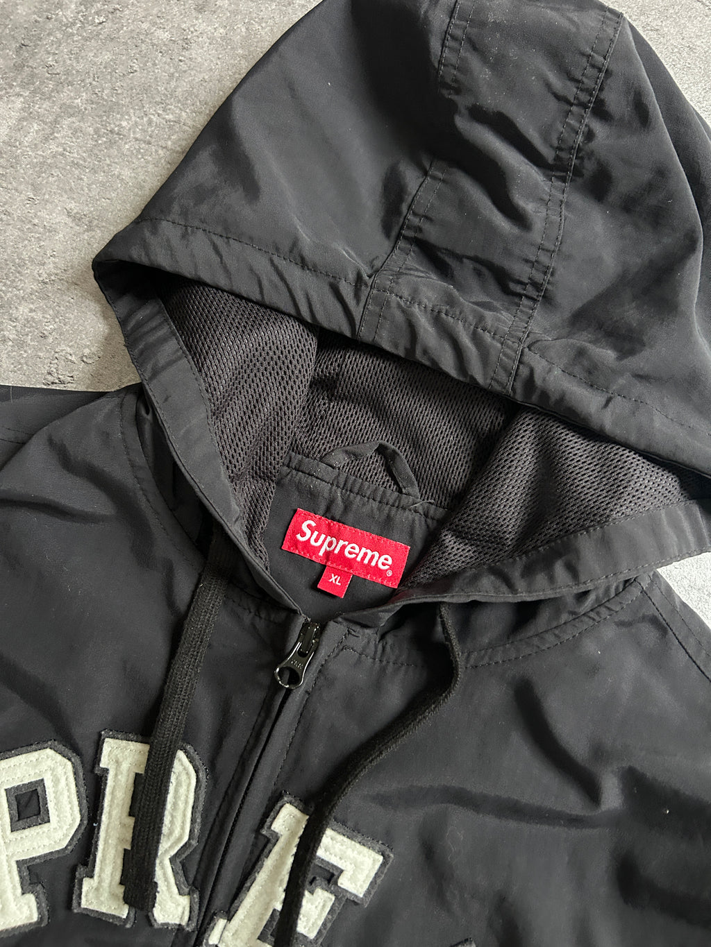 SUPREME APPLIQUE HOODED TRACKJACKET (XL)