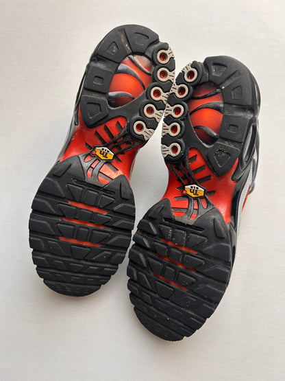 AIR MAX PLUS “GREY PICANTE RED” 45EU