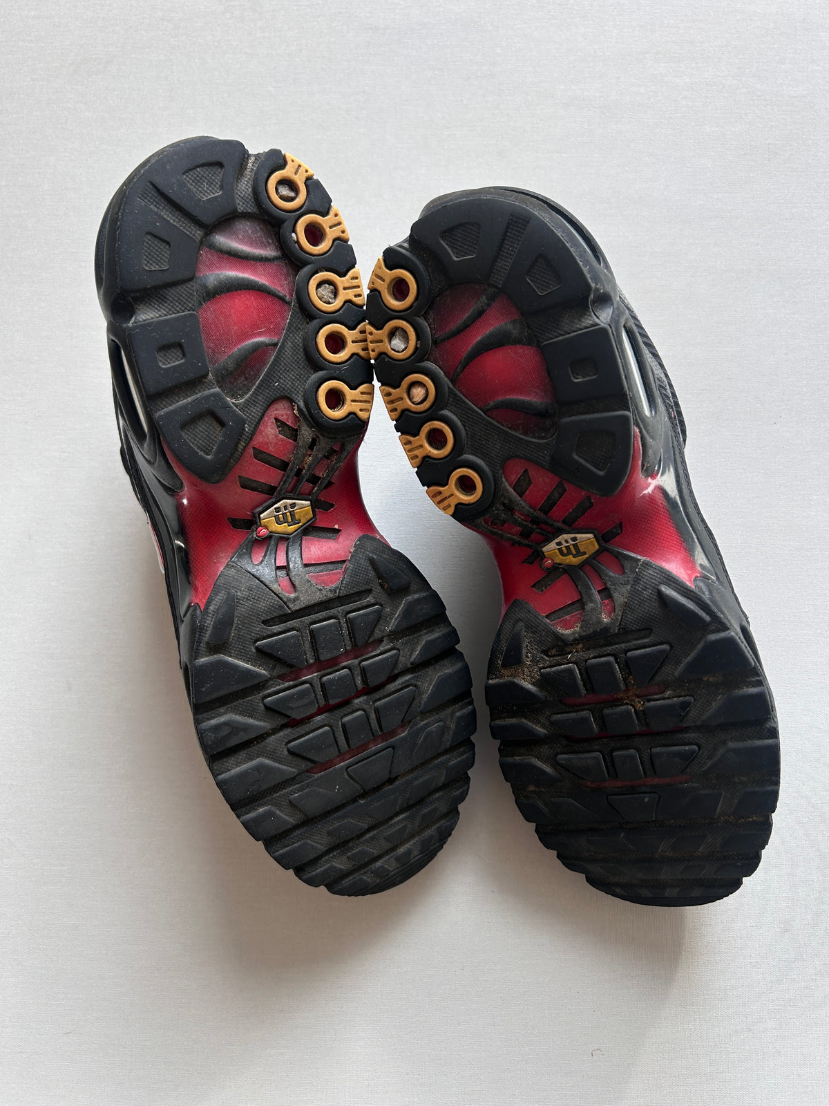 AIR MAX PLUS “UNIVERSITY RED” 45EU