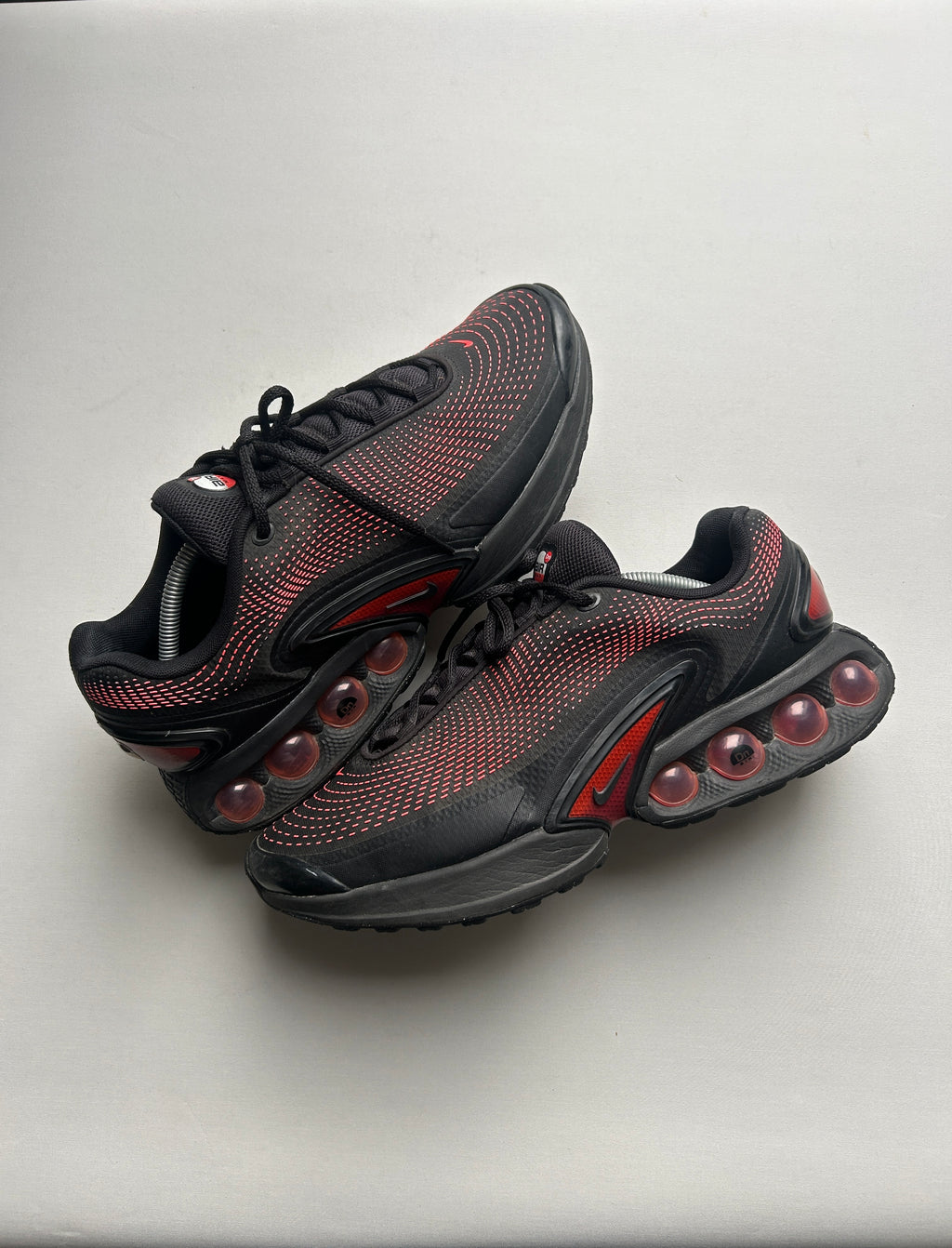 AIR MAX DN “BLACK/RED” 46EU