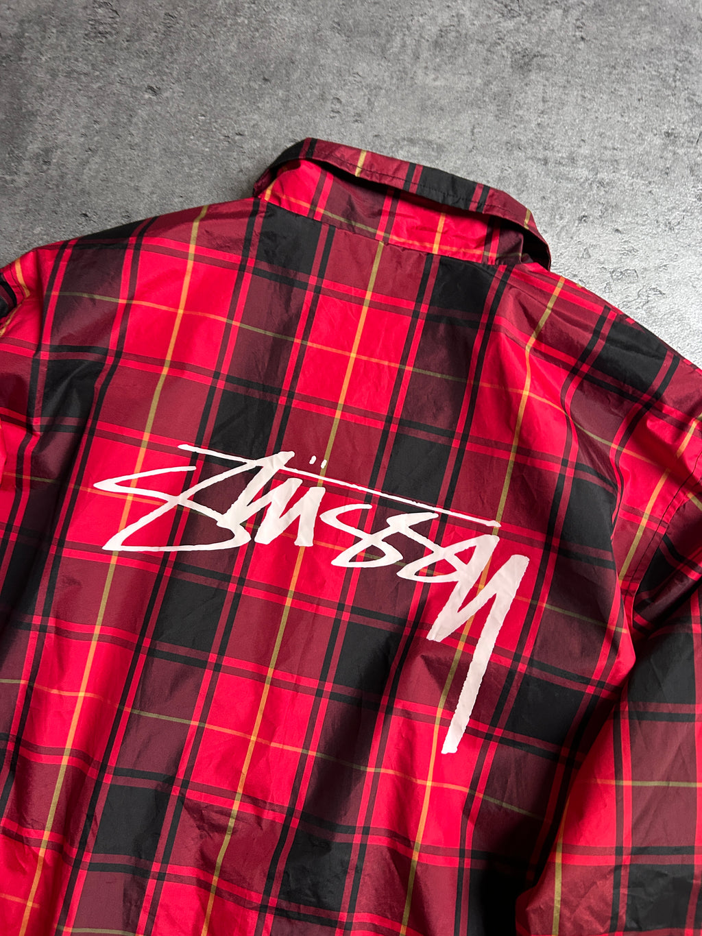 STÜSSY RED PLAID COACH JACKET (L)