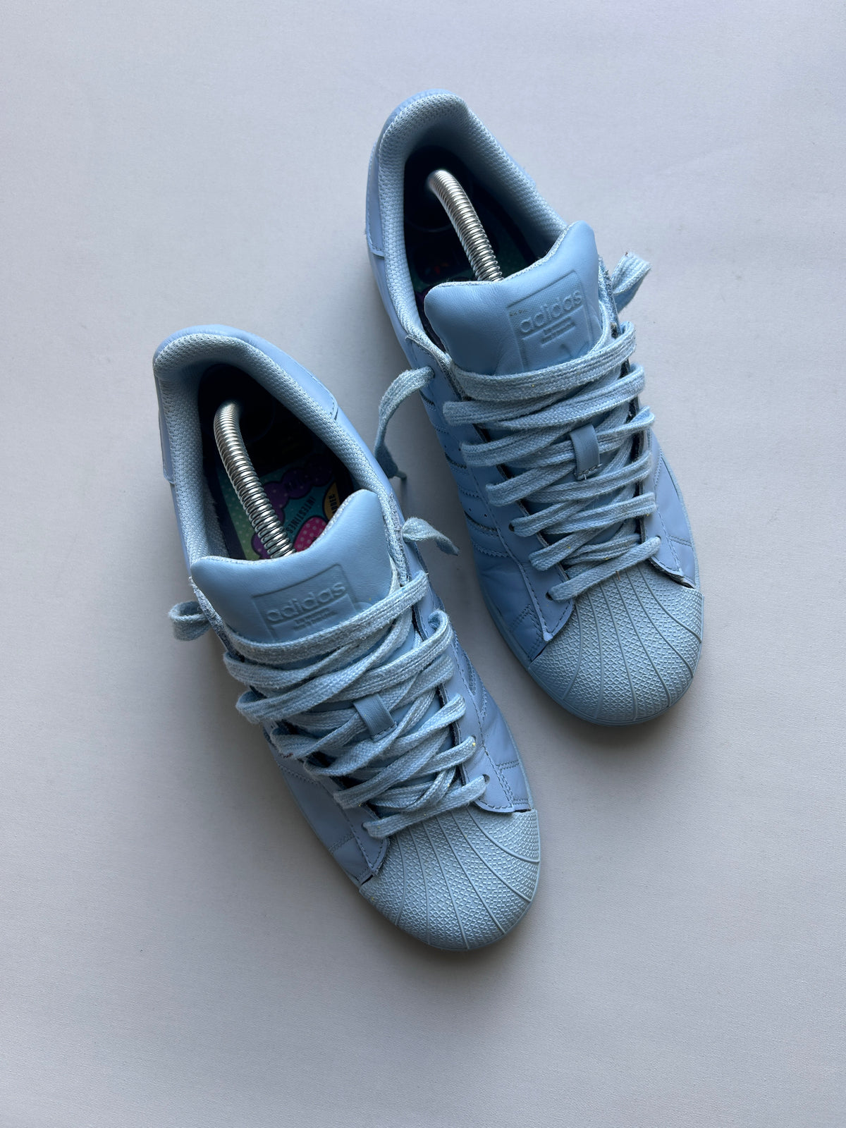 PHARELL SUPERSTAR “SKY BLUE“ 42EU