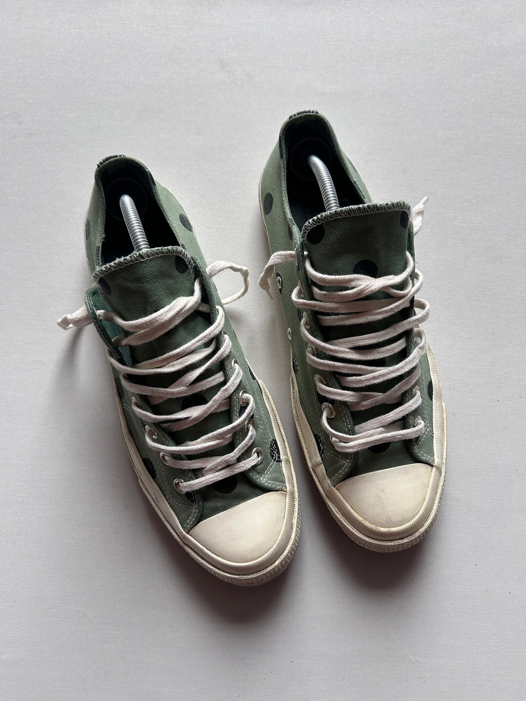 CONVERSE X CDG POLKADOT (45EU)