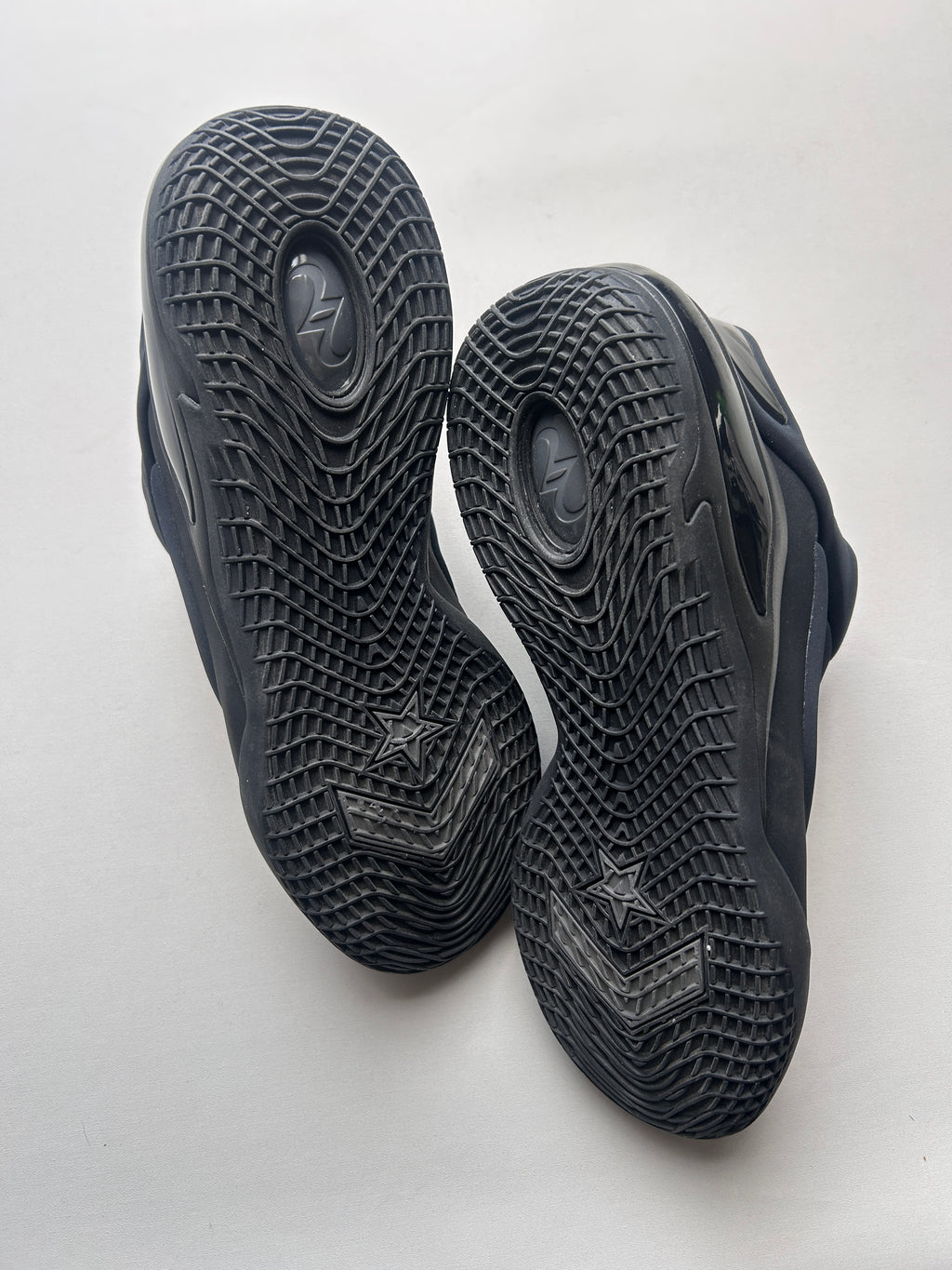 CONVERSE X SHAI 001 BLACK (44EU)