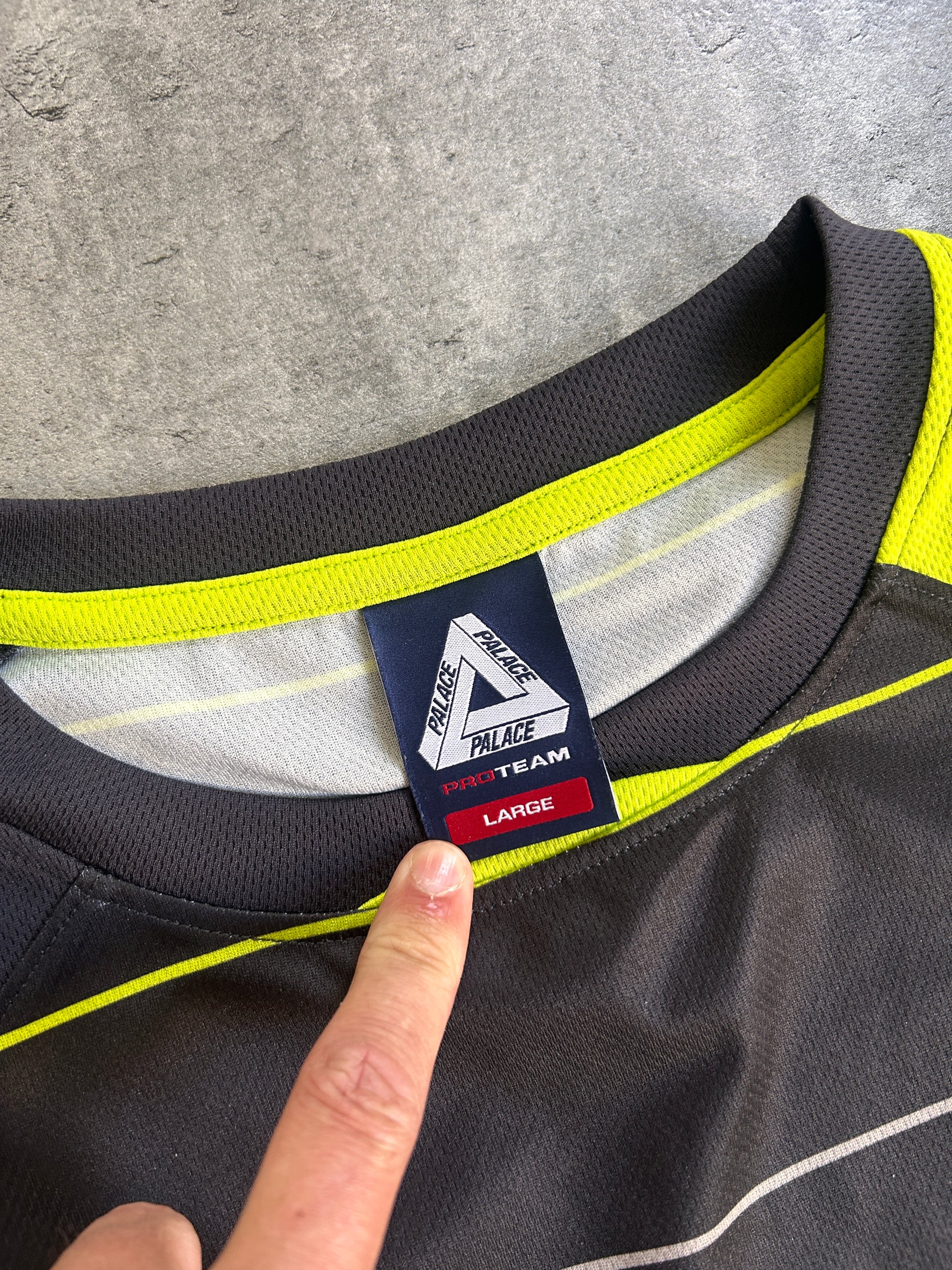 PALACE PRO TEAM JERSEY (L/XL)