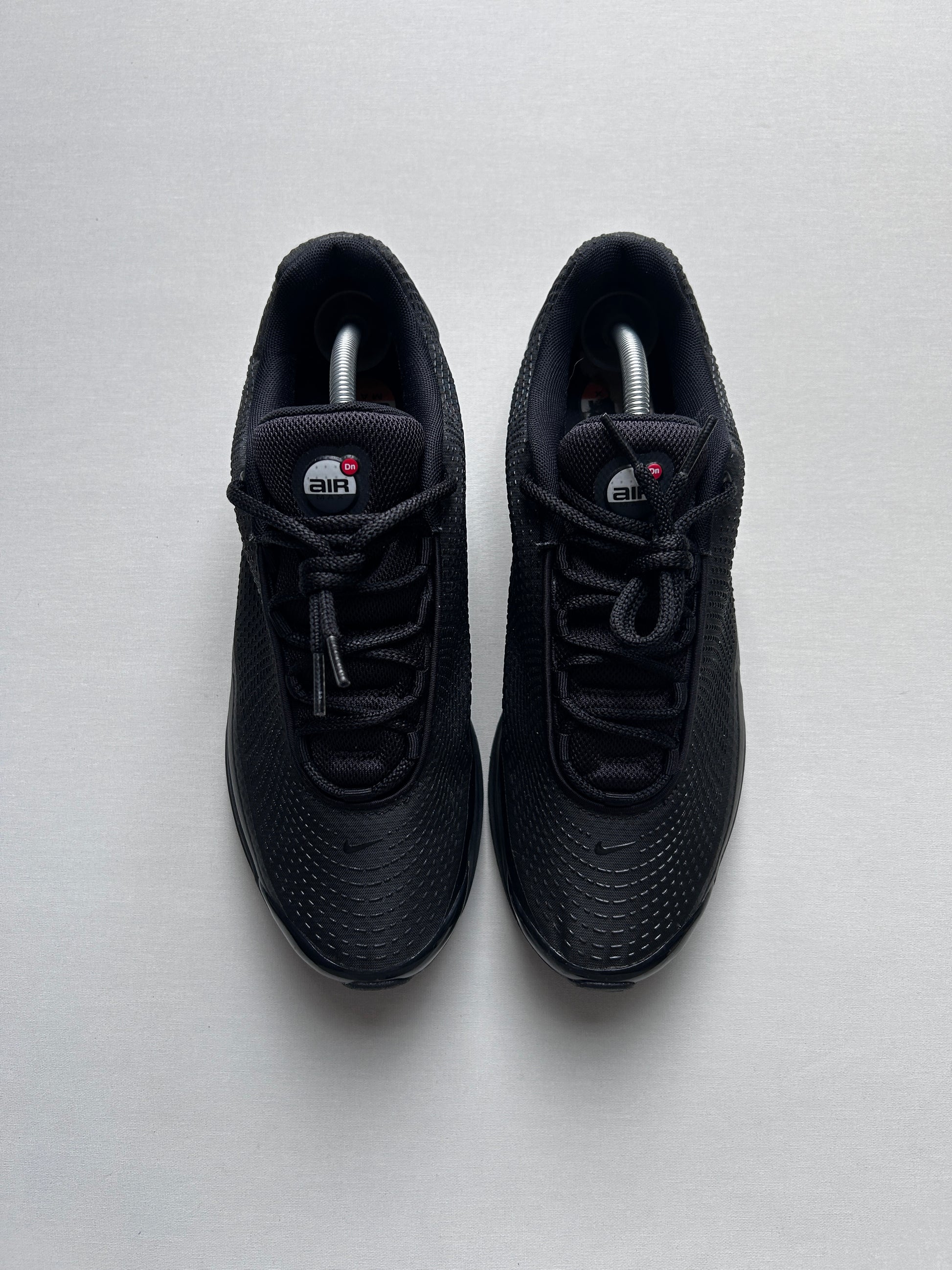 AIR MAX DN “TRIPLE BLACK” 44EU