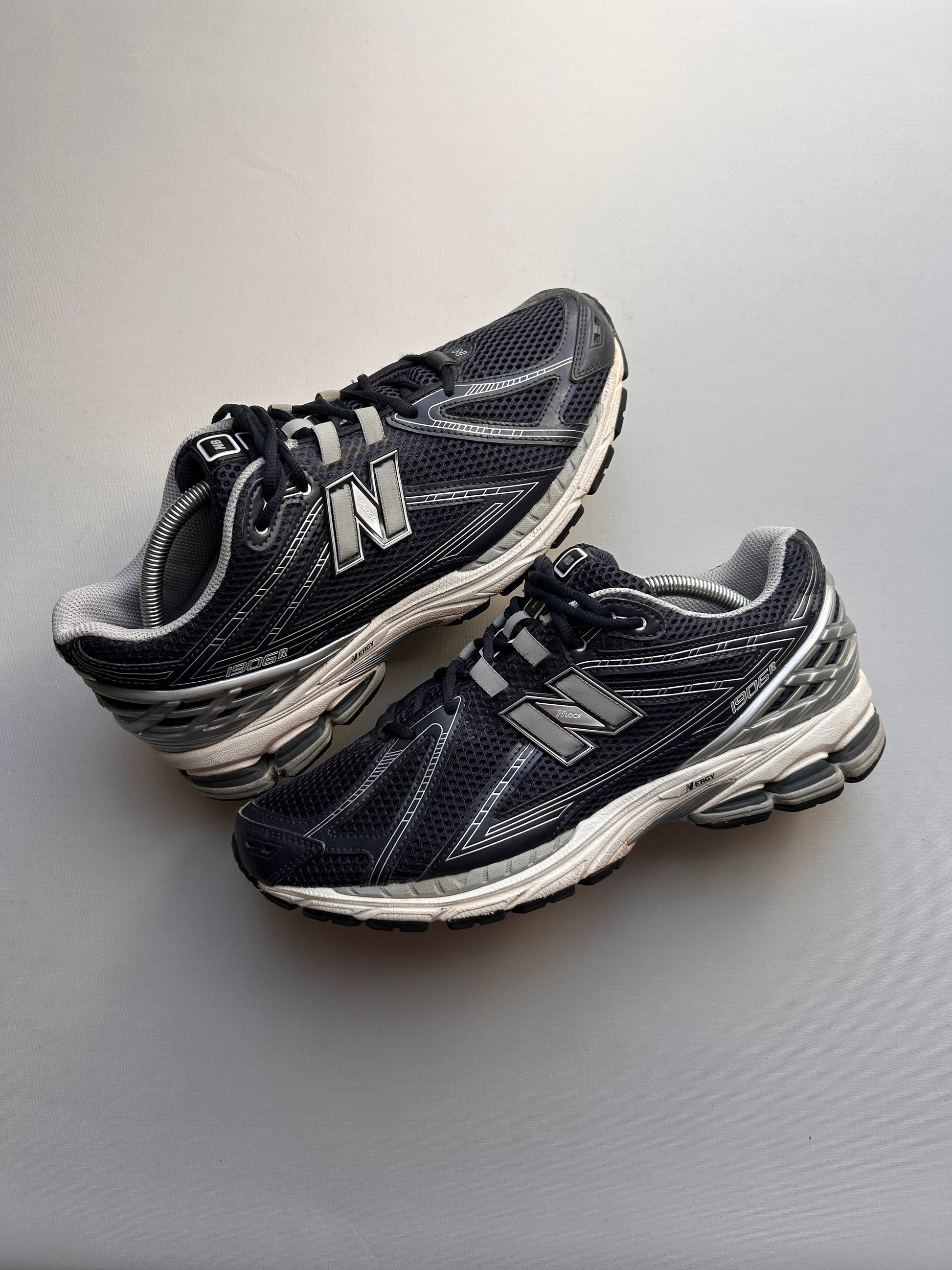 NB1906R “ECLIPSE” 44,5EU