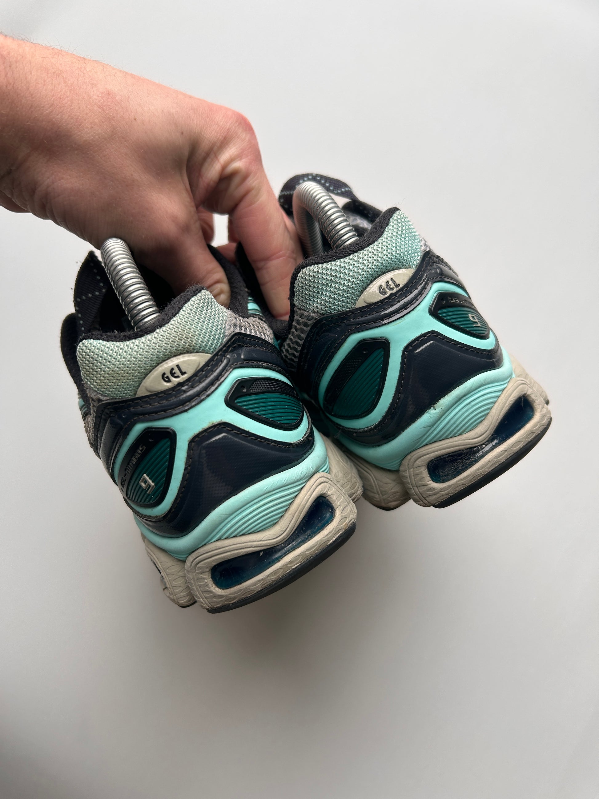 ASICS GEL NIMBUS 9 38EU