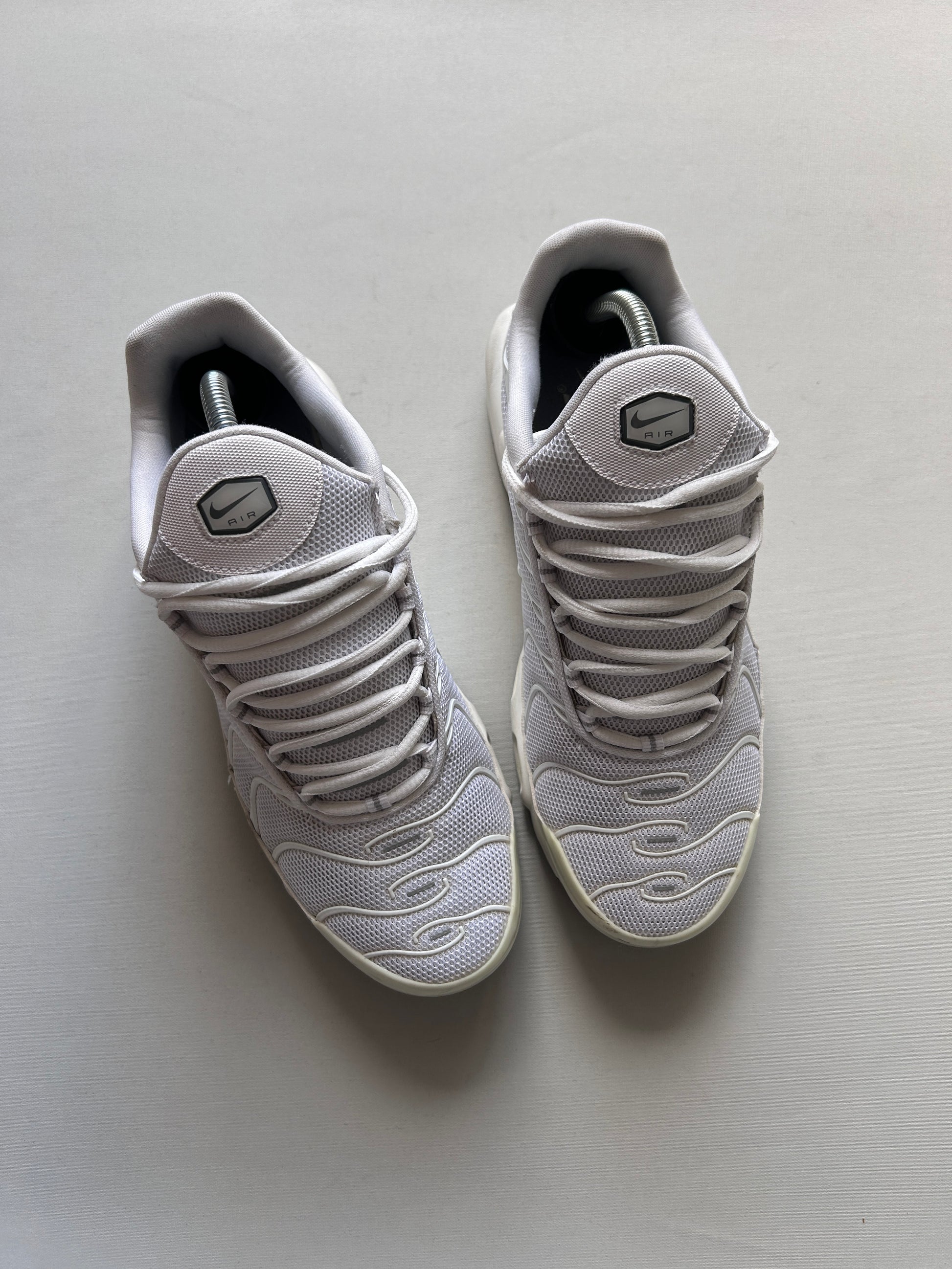 AIR MAX PLUS “WHITE” 42EU