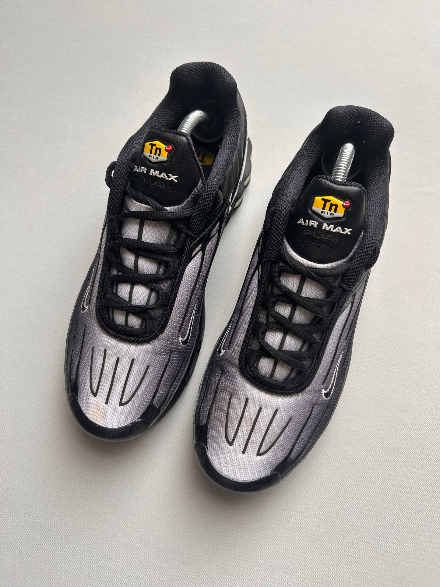 AIR MAX PLUS 3 “BLACK/GREY” 43EU