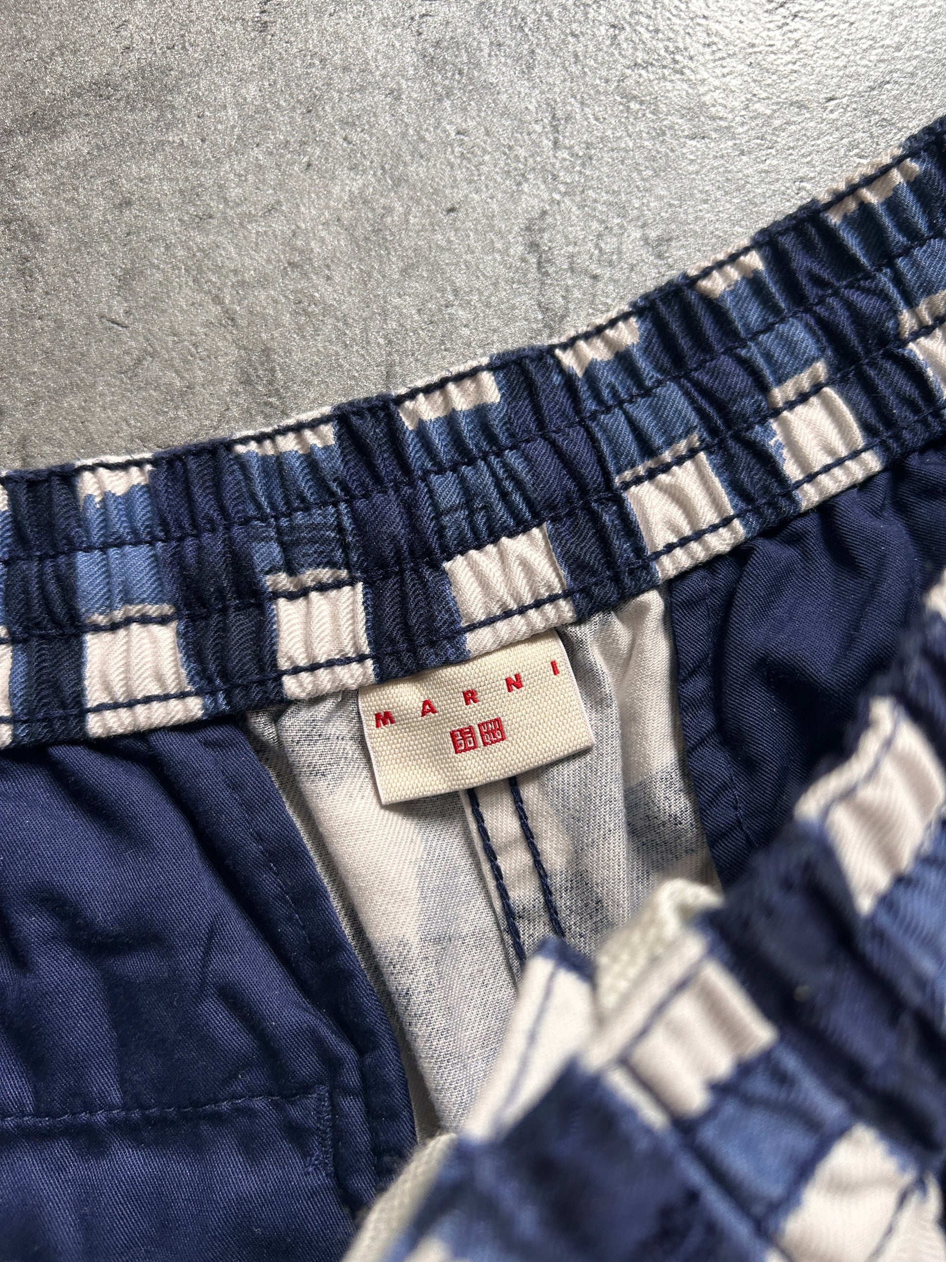 MARNI X UNIQLO SHORTS (M)