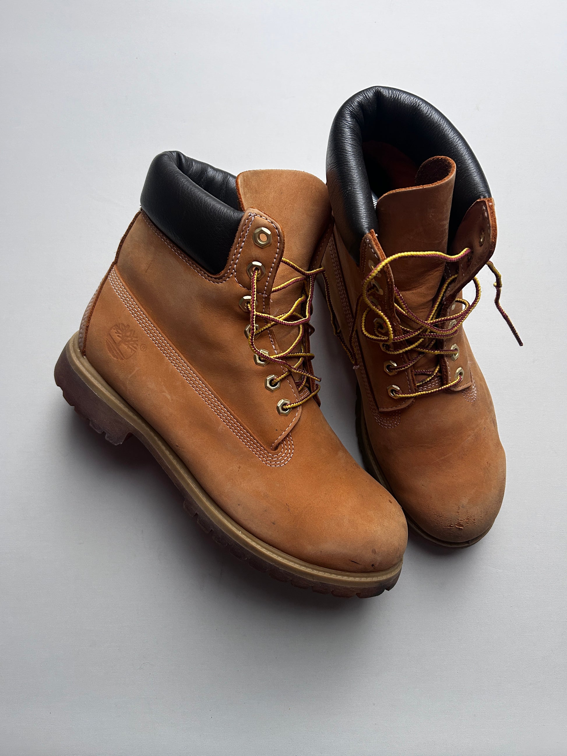 TIMBERLAND 6INCH BOOT “WHEAT” 45EU