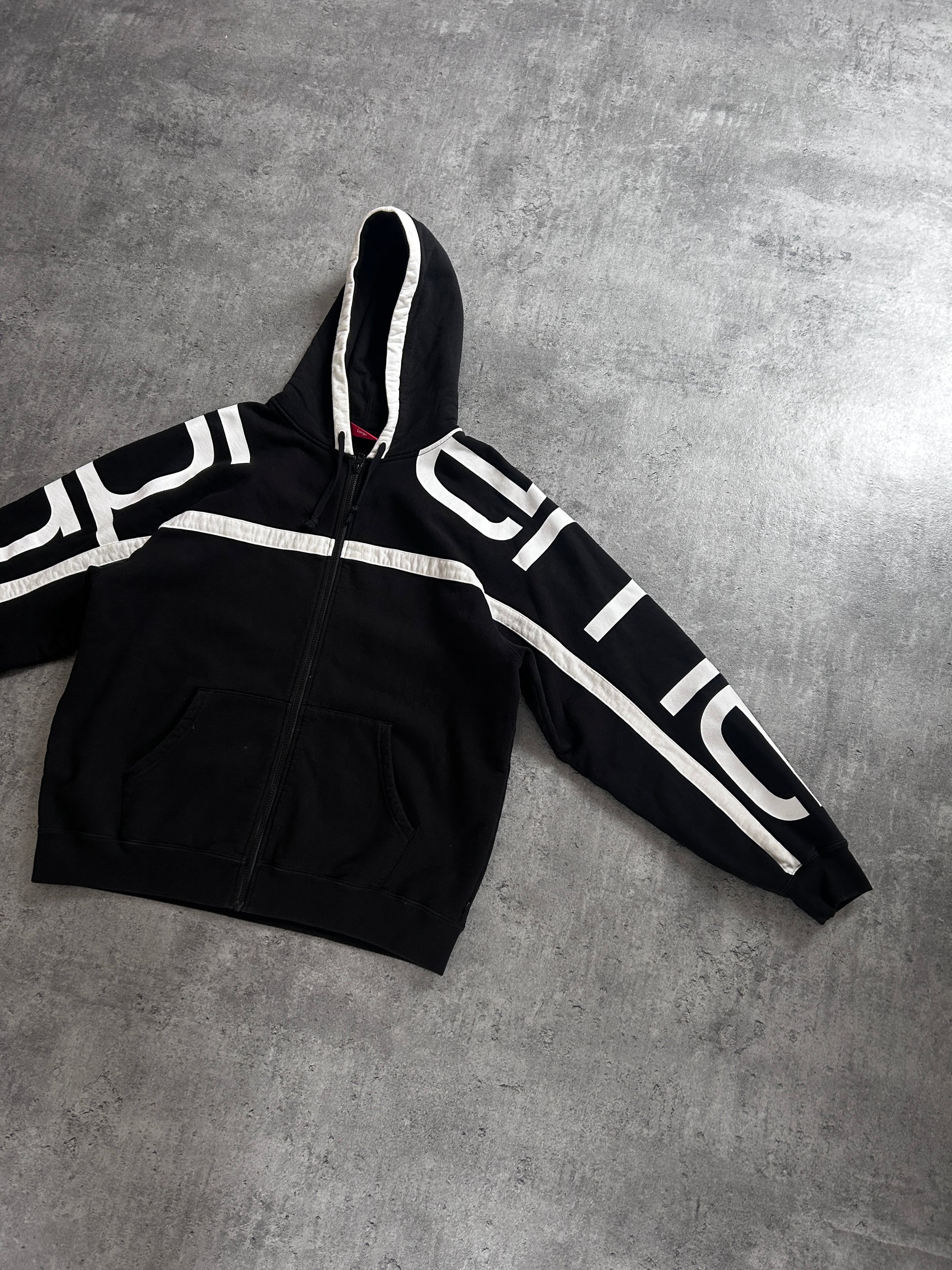 SUPREME BIG LOGO PANELED ZIP UP FW20 (L)