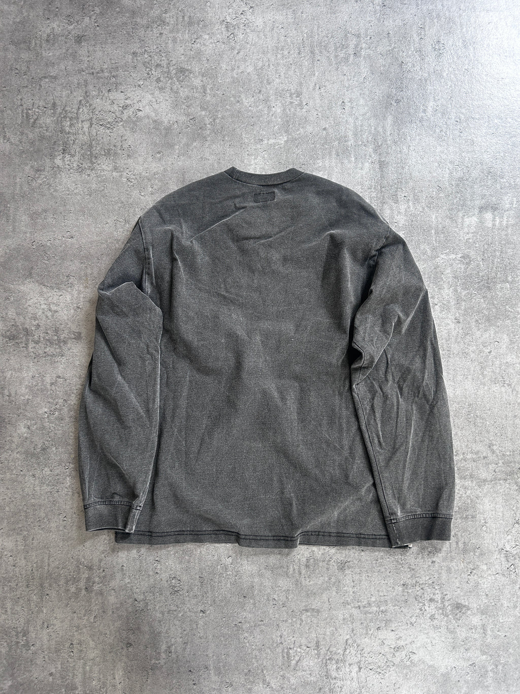 SUPREME WORLD CLASS LONGSLEEVE (S/M)