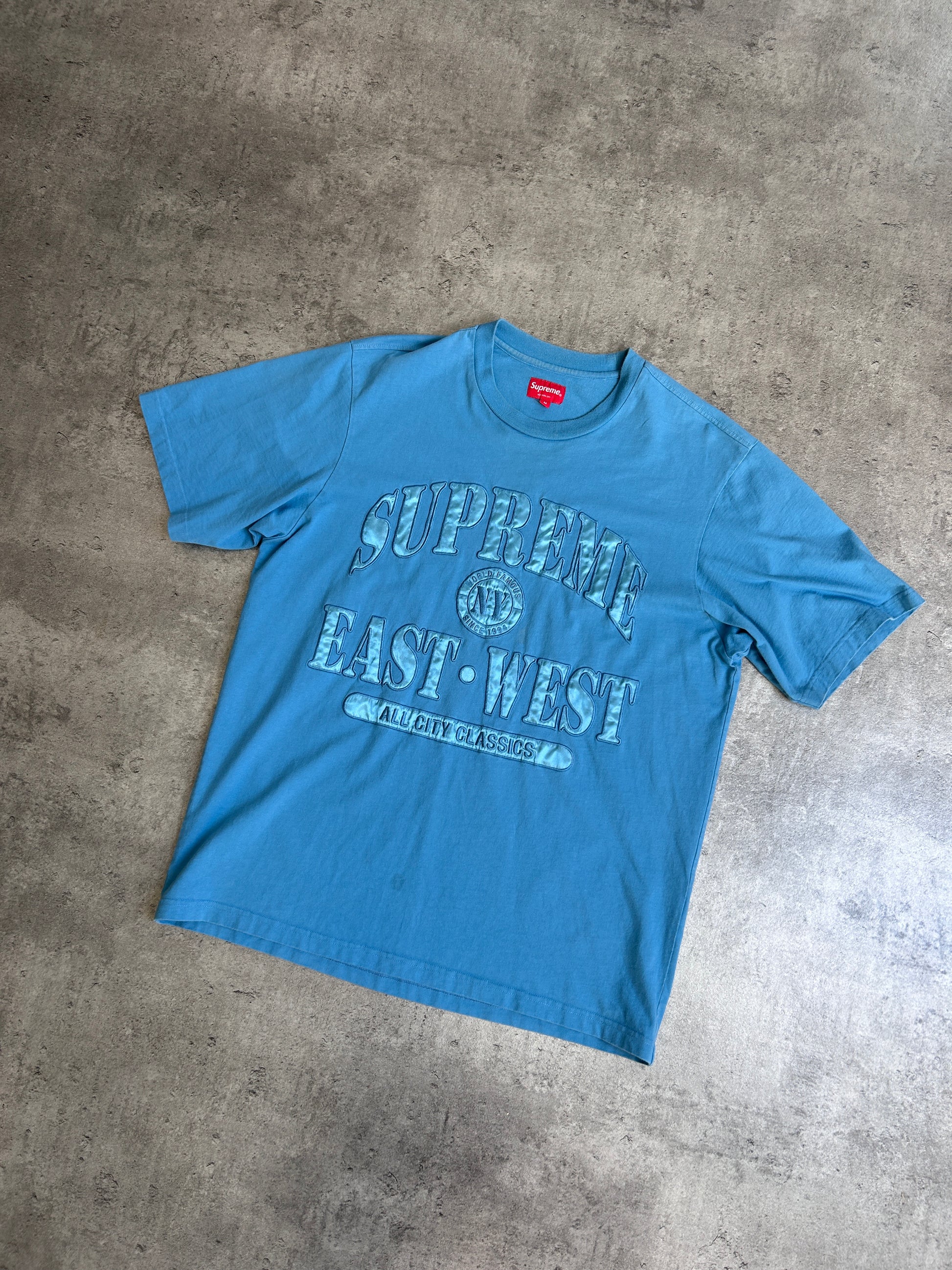 SUPREME EAST WEST TEE (M)