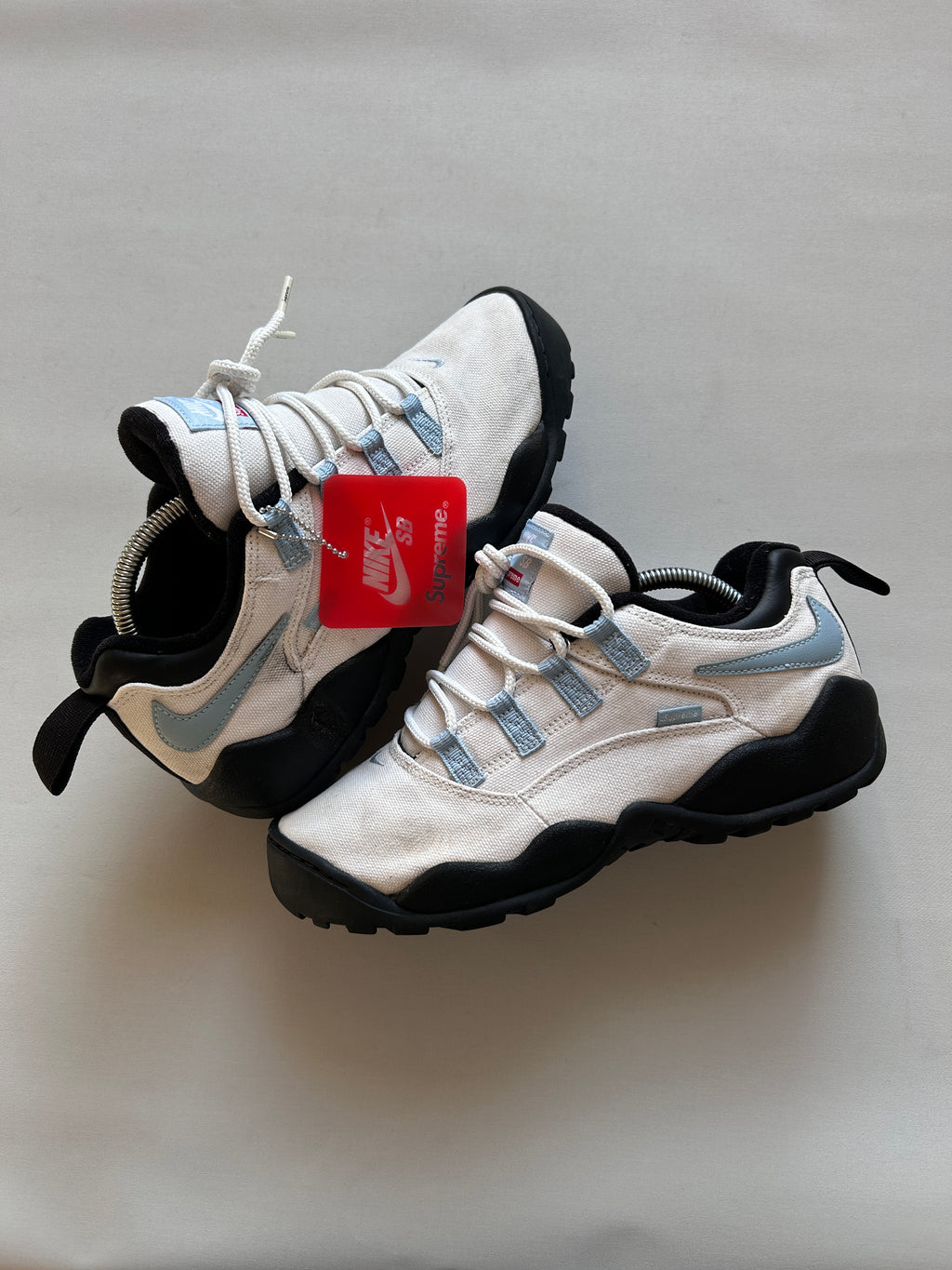 NIKE SB DARWIN X SUPREME (42,5EU)