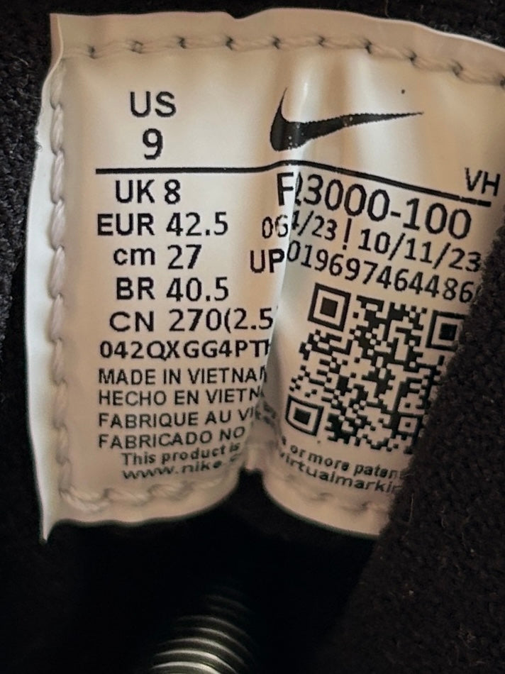 NIKE SB DARWIN X SUPREME (42,5EU)
