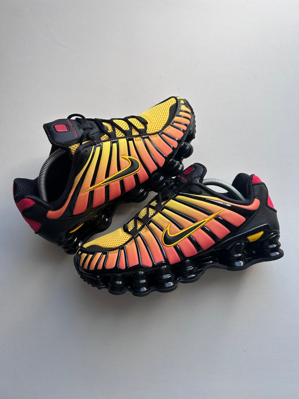 NIKE SHOX TL “SUNRISE” 42,5EU
