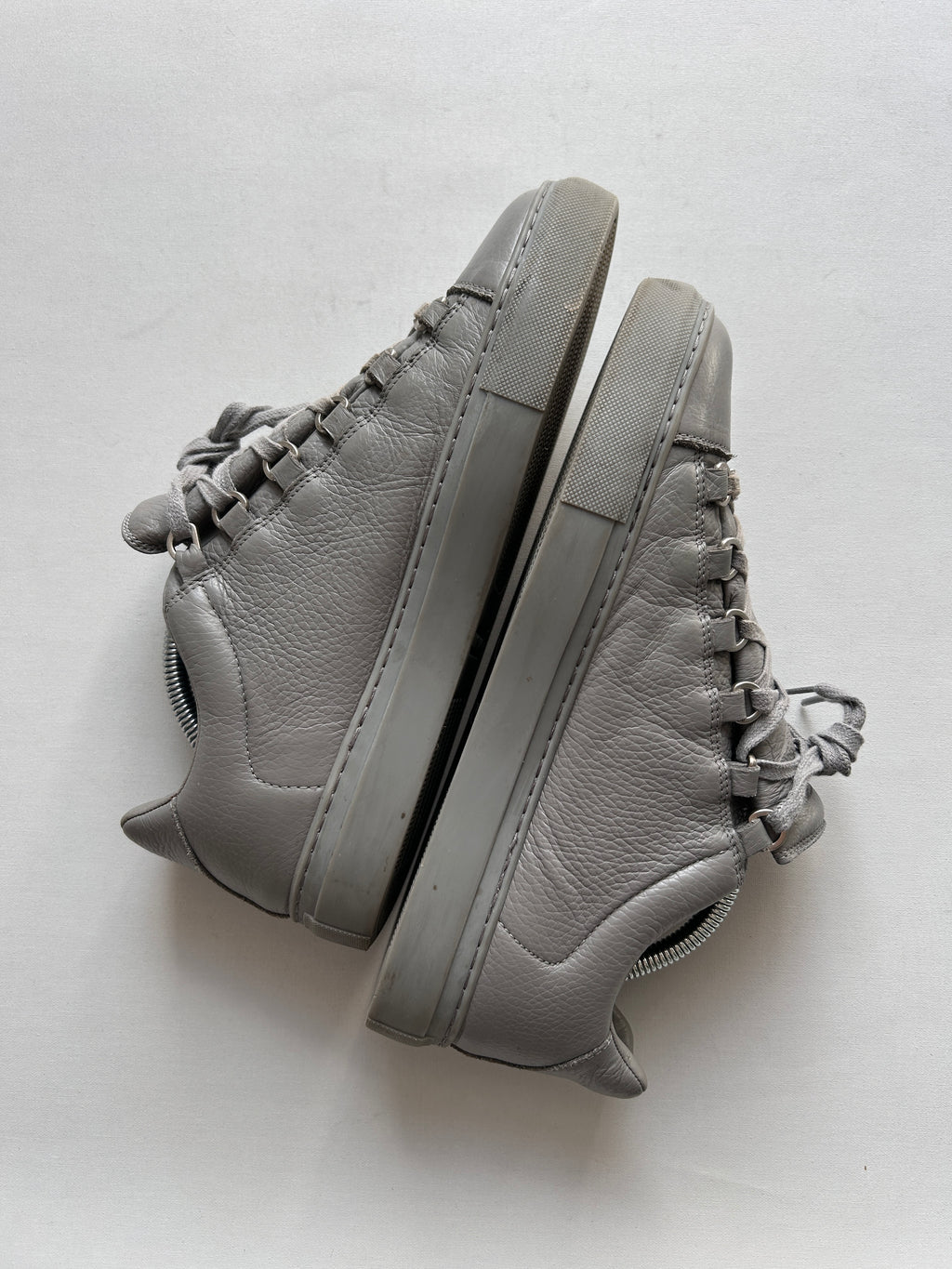 BALENCIAGA ARENA LOW (42EU)