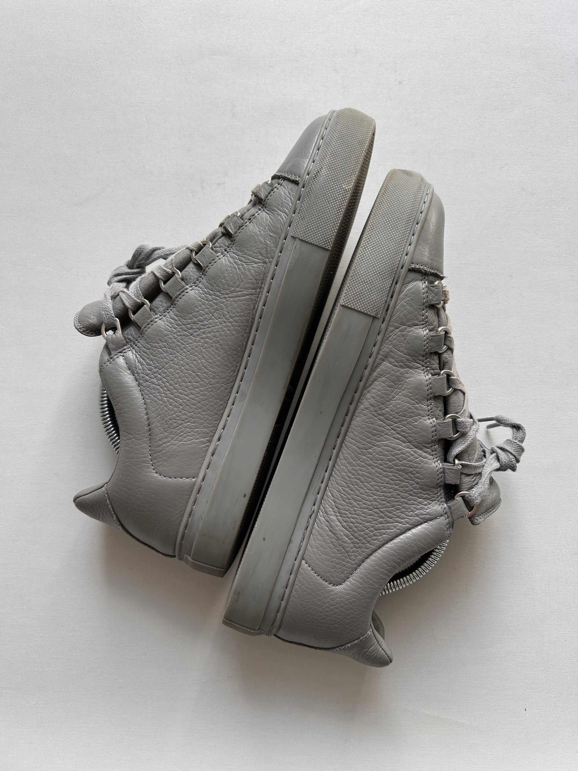 BALENCIAGA ARENA LOW (42EU)