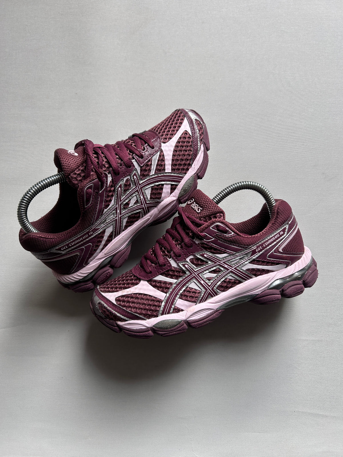 ASICS GEL CUMULUS 16 (37,5EU)