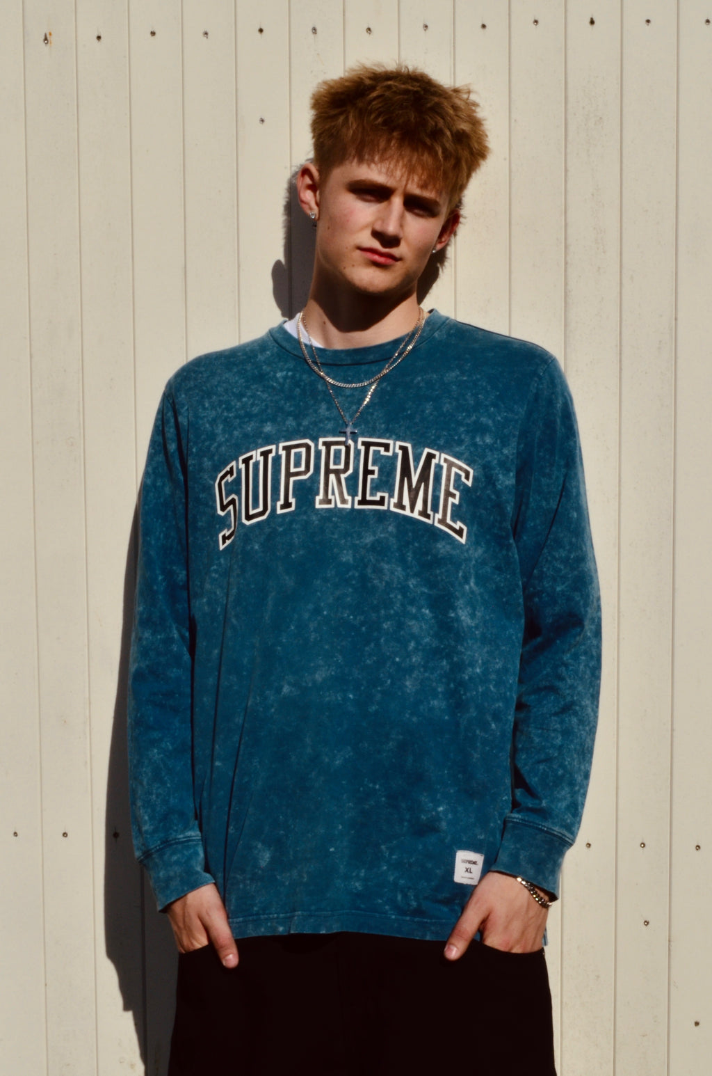 SUPREME ACID WASH LONGSLEEVE (XL)