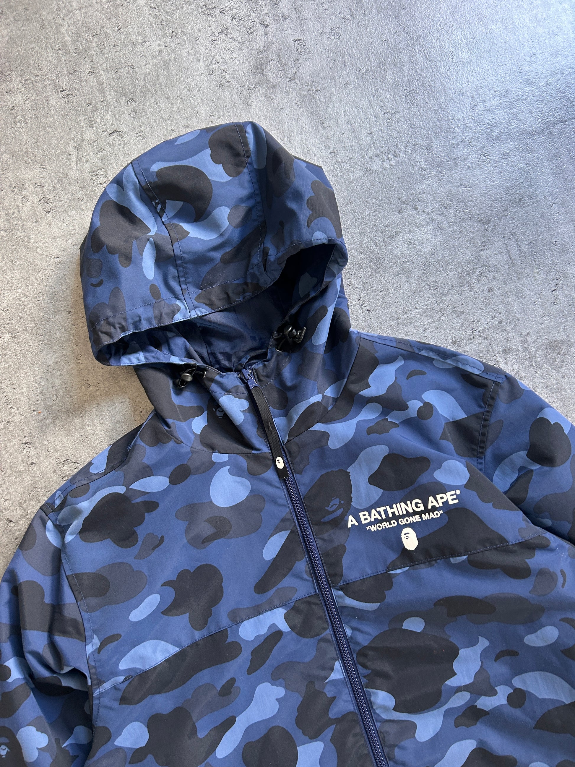 BAPE CAMO WINDBREAKER (L)