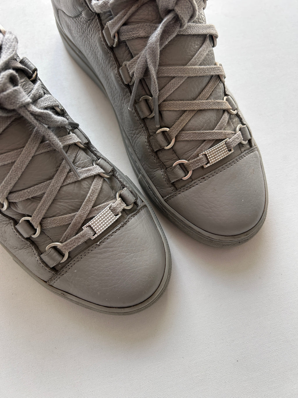 BALENCIAGA ARENA LOW (42EU)