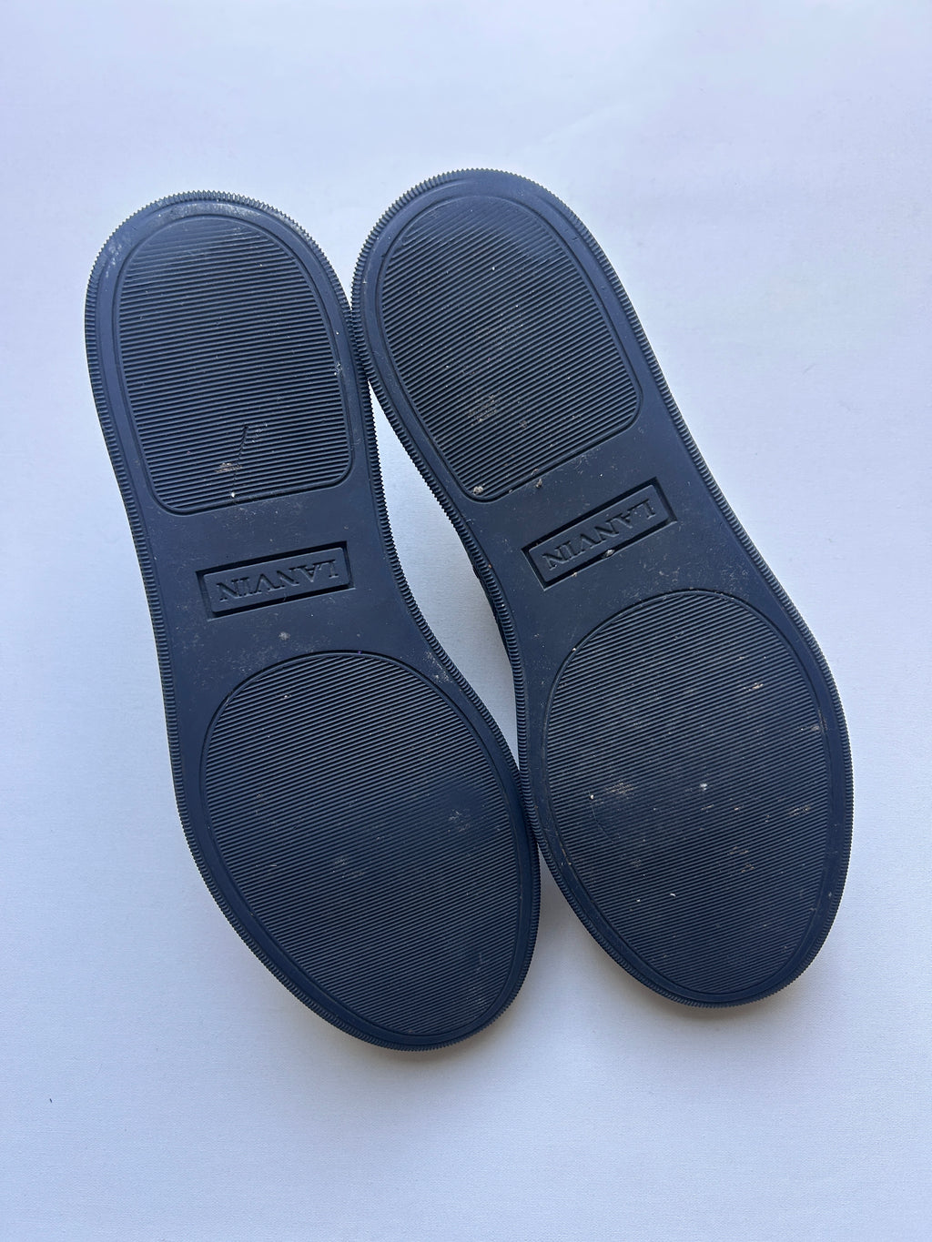 LANVIN DBB1 NAVY CROCSKIN (44EU)