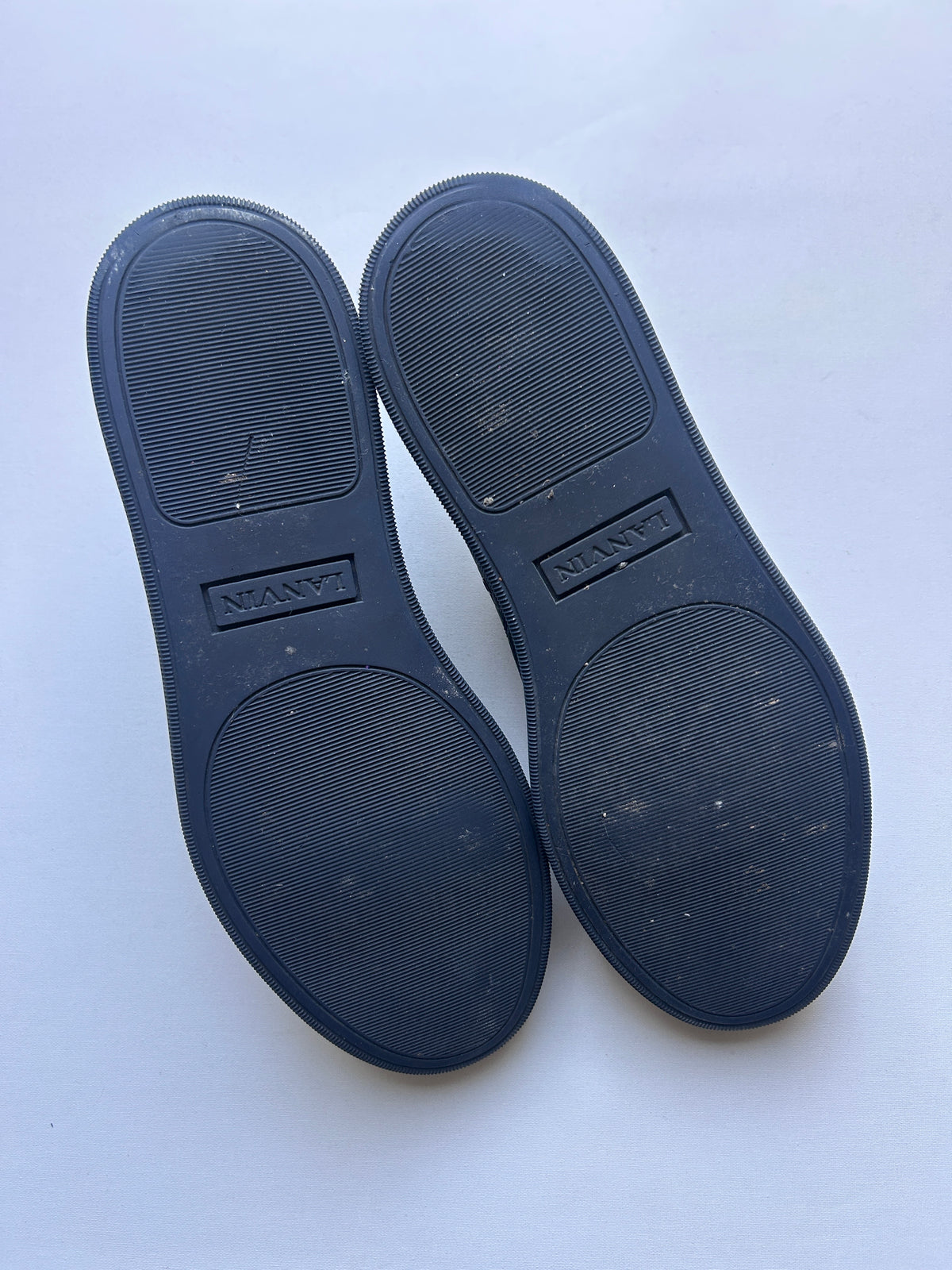 LANVIN DBB1 NAVY CROCSKIN (44EU)
