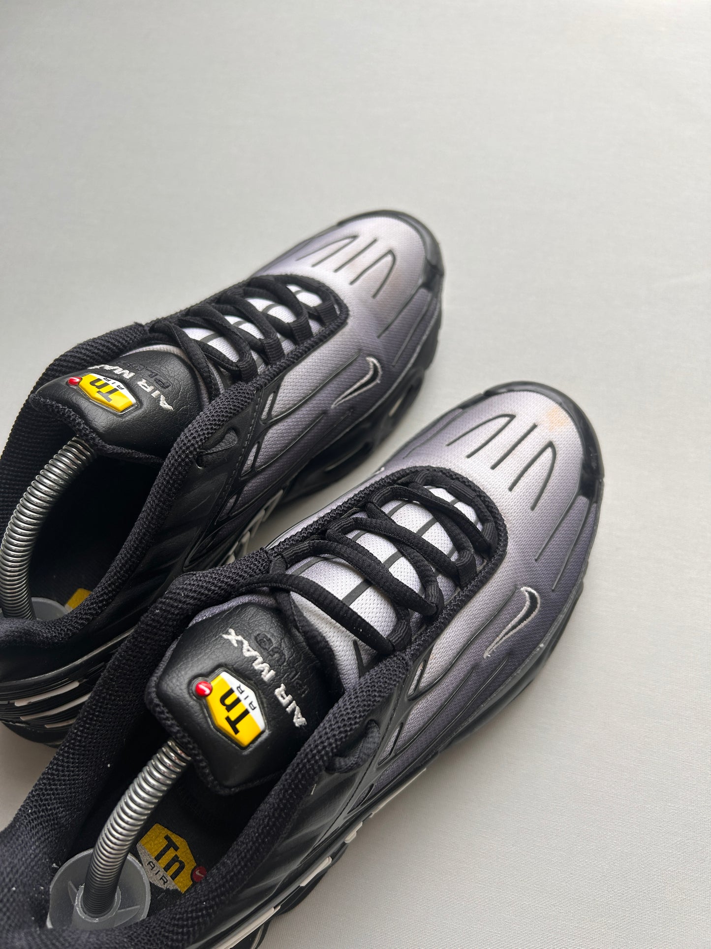 AIR MAX PLUS 3 “BLACK/GREY” 43EU