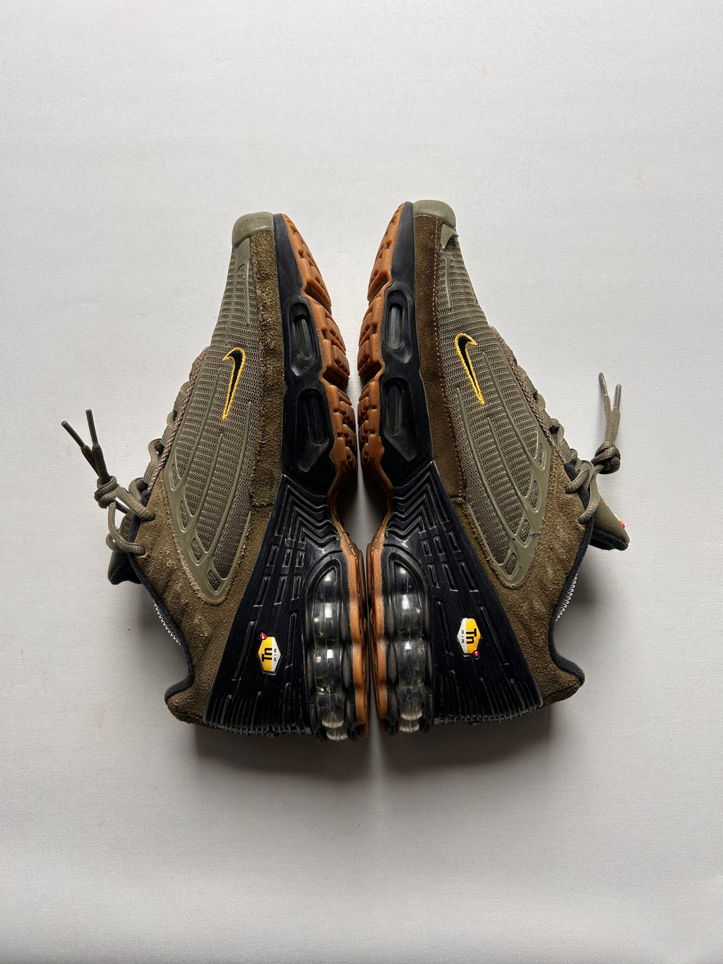 AIR MAX PLUS 3 “OLIVE” 42,5EU