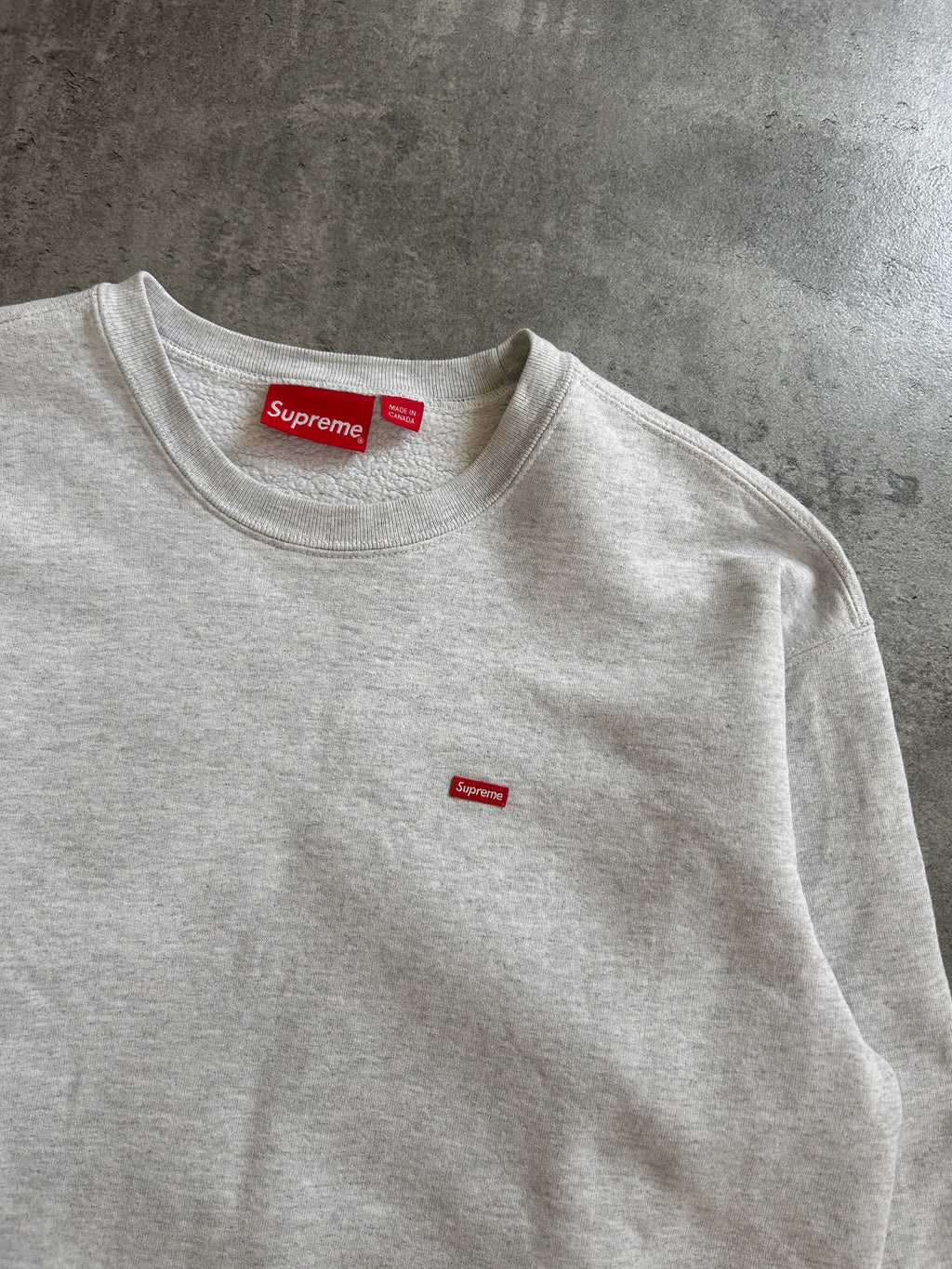 SUPREME MINI BOGO CREWNECK (L)