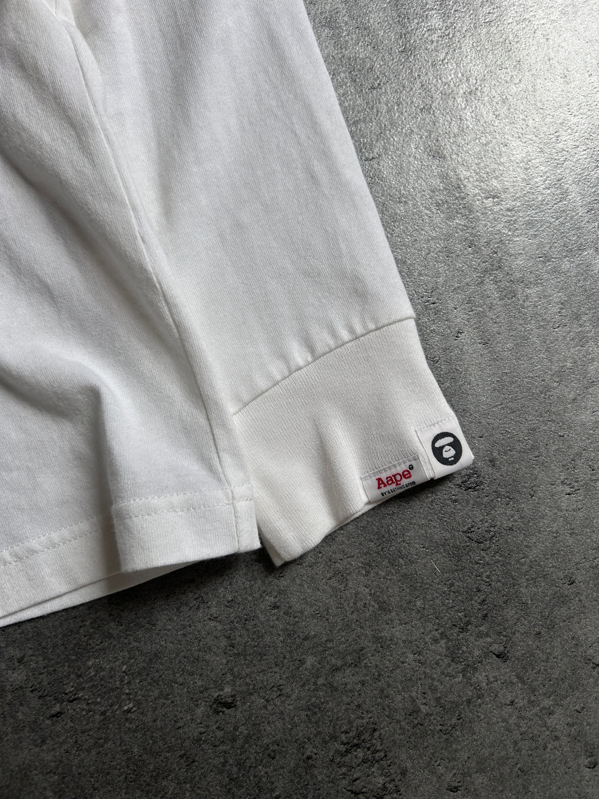 AAPE LONGSLEEVE (M)