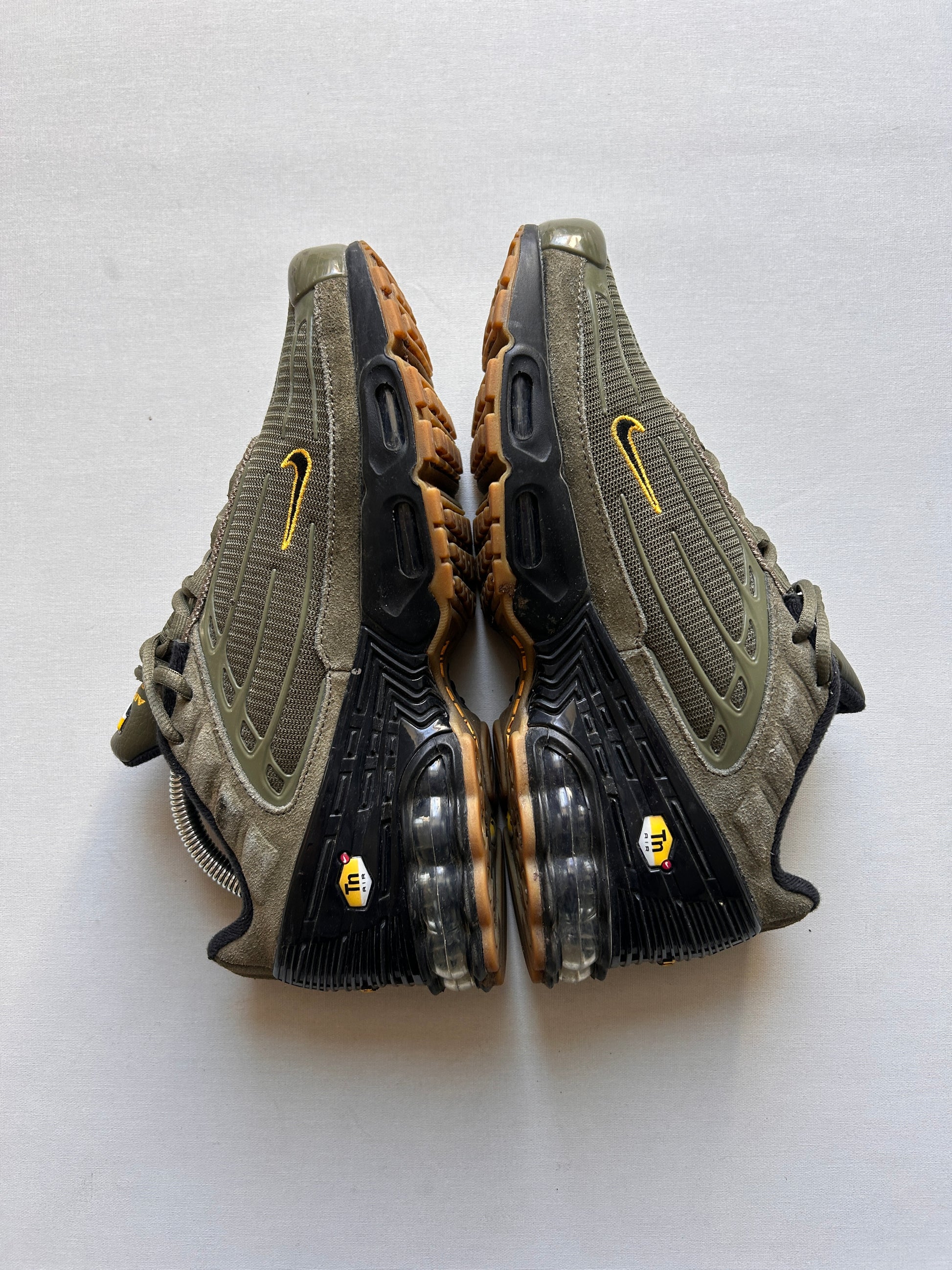 AIR MAX PLUS 3 “OLIVE” 40EU