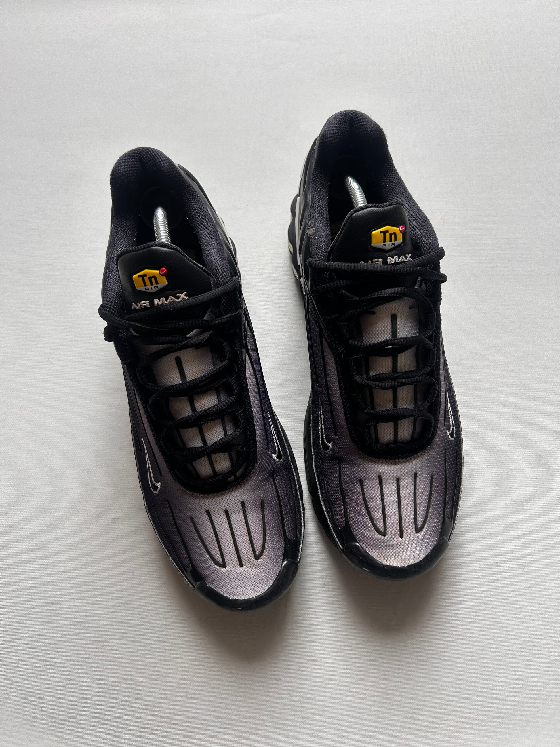 AIR MAX PLUS 3 “GREY/BLACK” 45,5EU