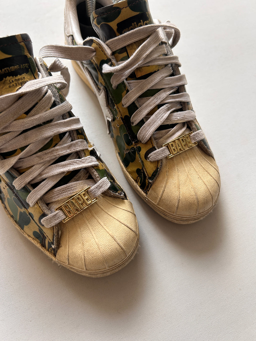 BAPE SUPERSTARS CAMO (38EU)