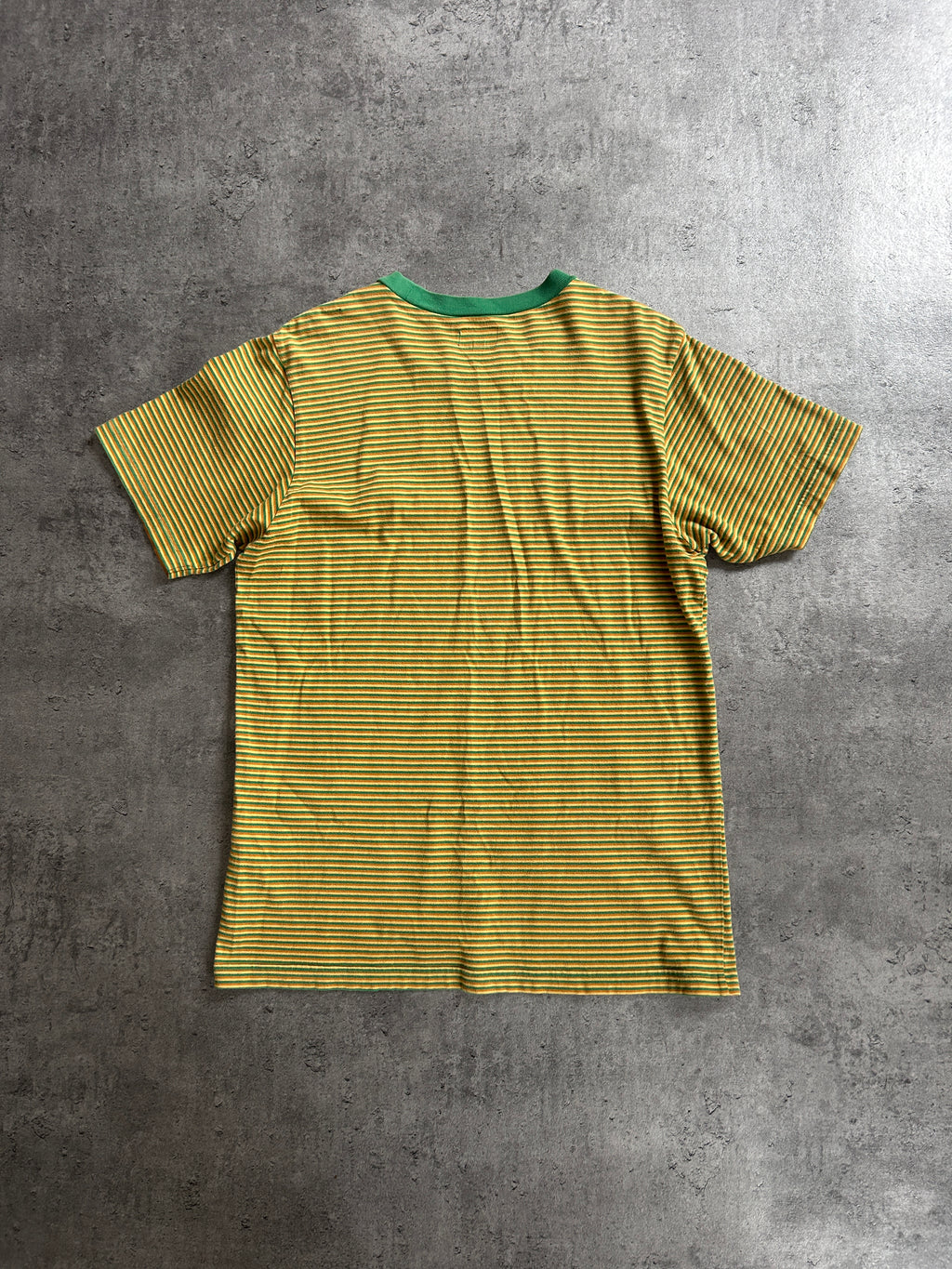 SUPREME MULTI STRIPE TEE (M)