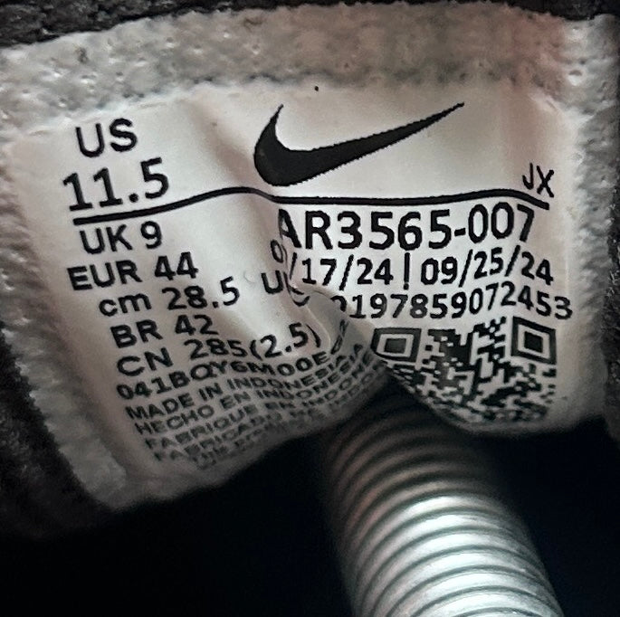 NIKE SHOX R4 “OFF NOIR” 44EU