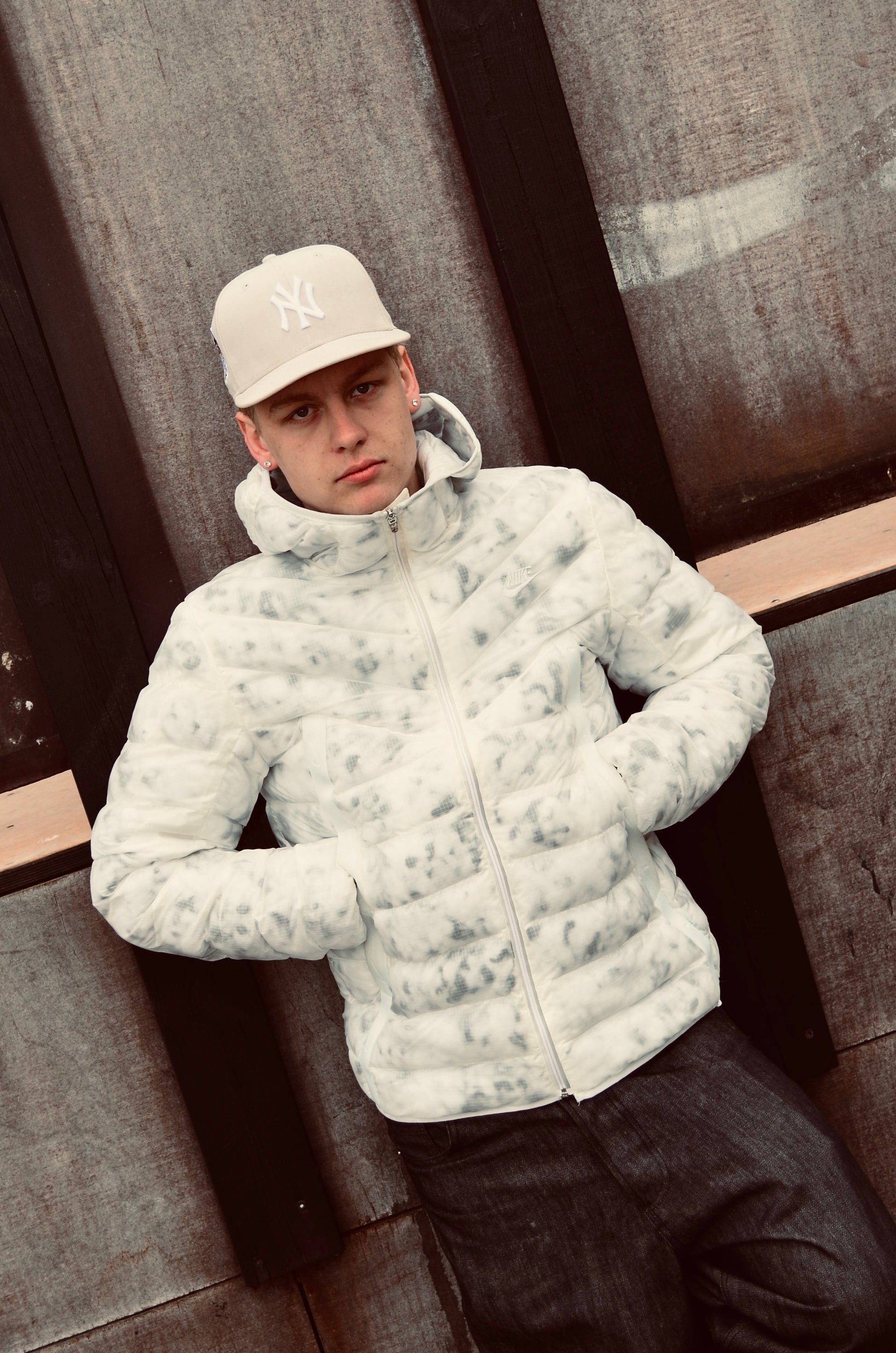 NIKE MARBLE ECODOWN JACKET (L)