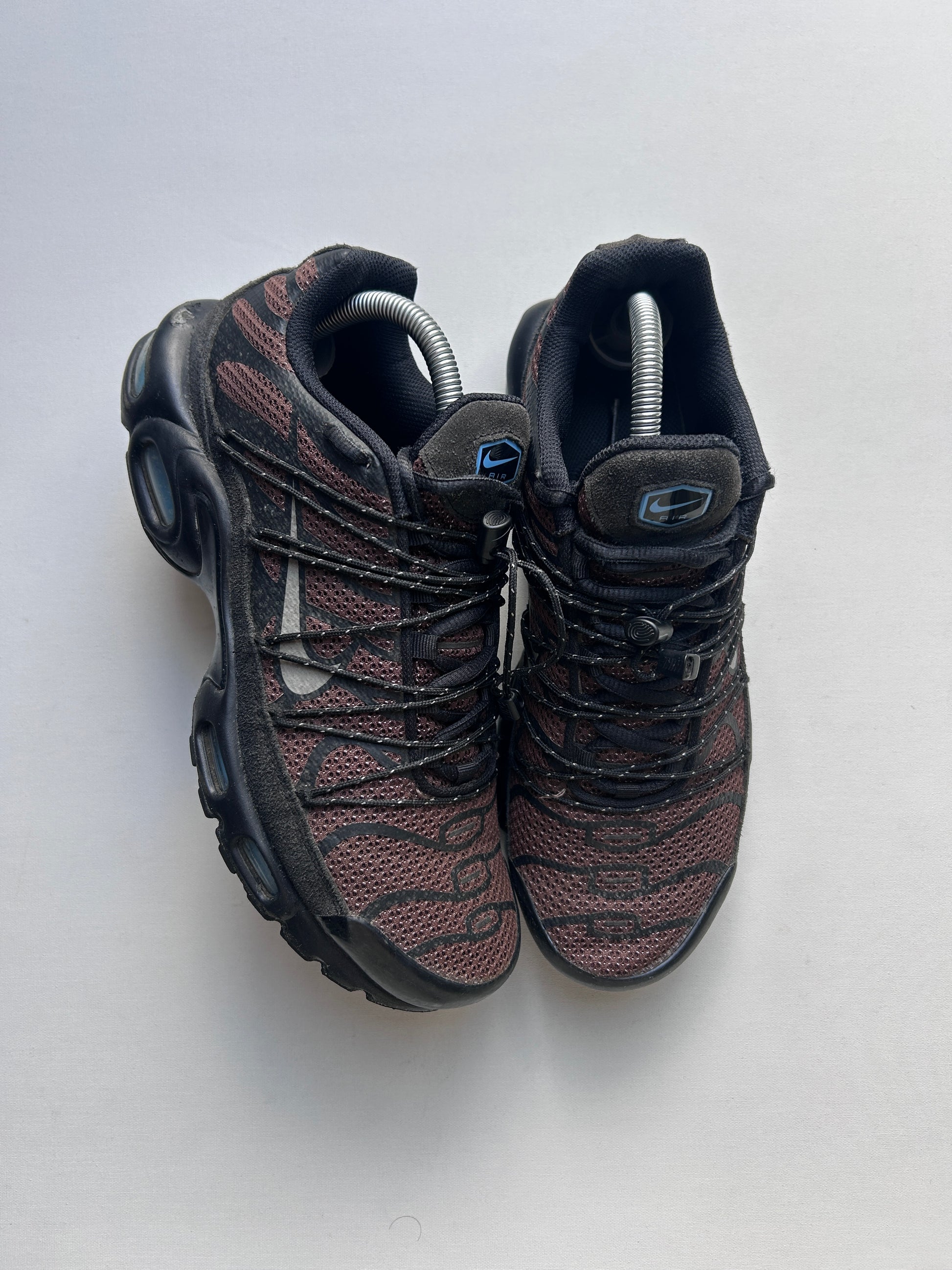AIR MAX PLUS UT “BLACK/BROWN” 42EU