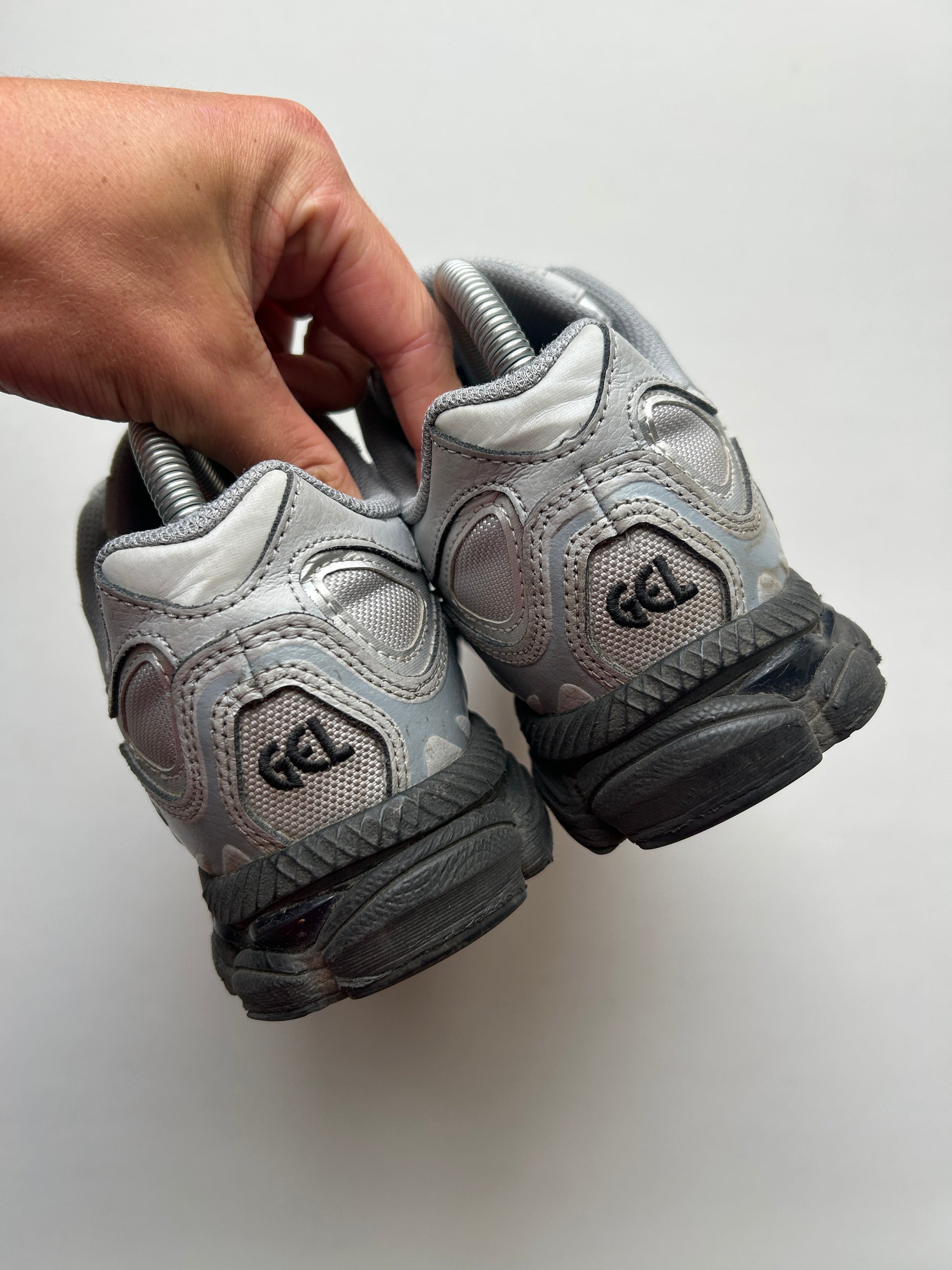 ASICS GEL NYC “BLACK/SILVER” 40EU