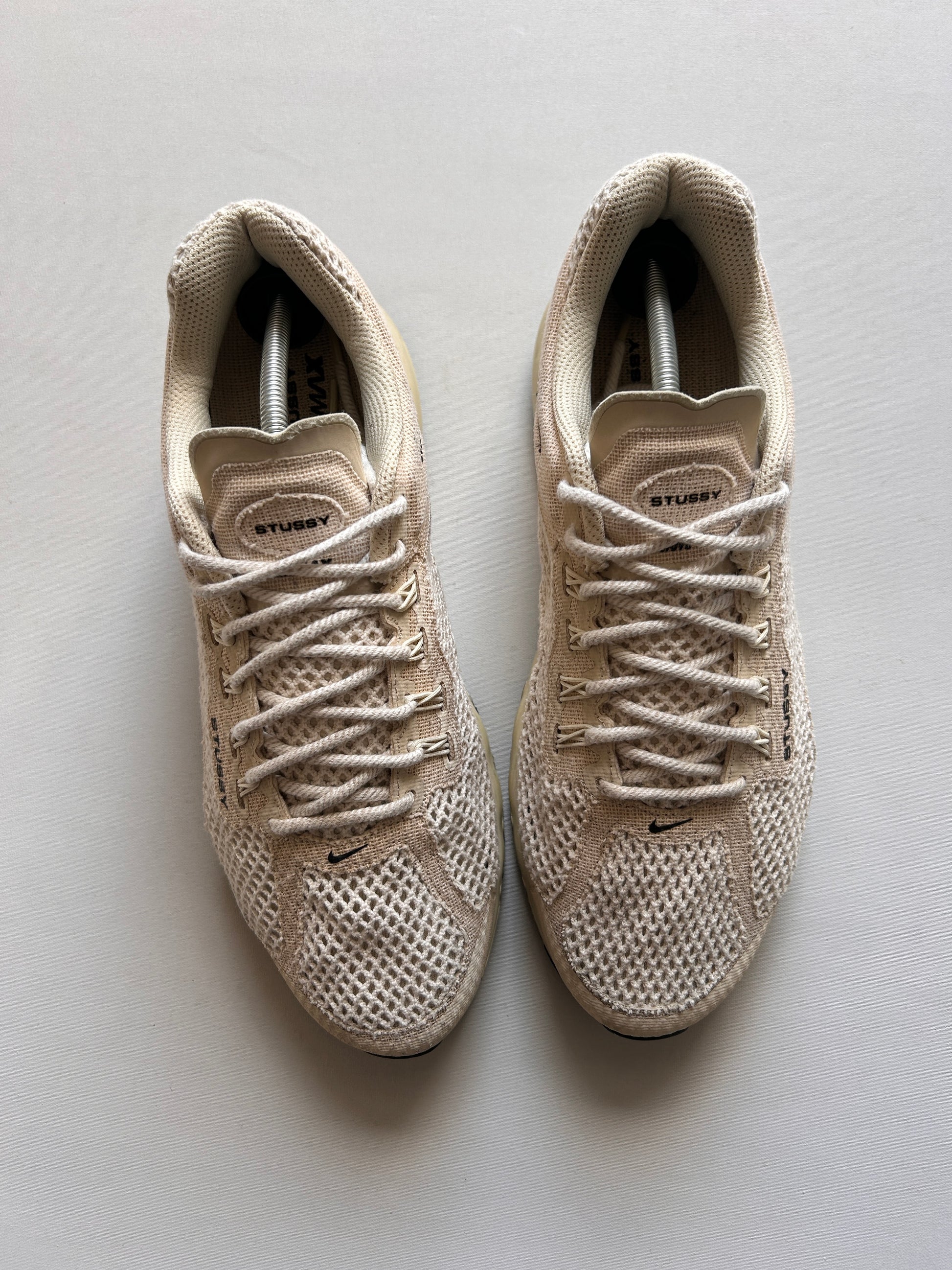 AIR MAX 2013 X STÜSSY “WHEAT” 45,5EU
