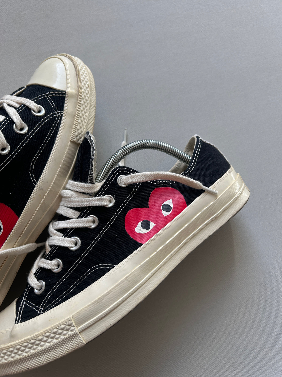 CONVERSE X COMMES DES GARCON (41,5/42EU)