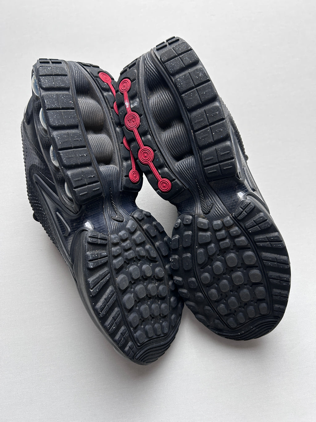 AIR MAX DN “TRIPLE BLACK” 44EU