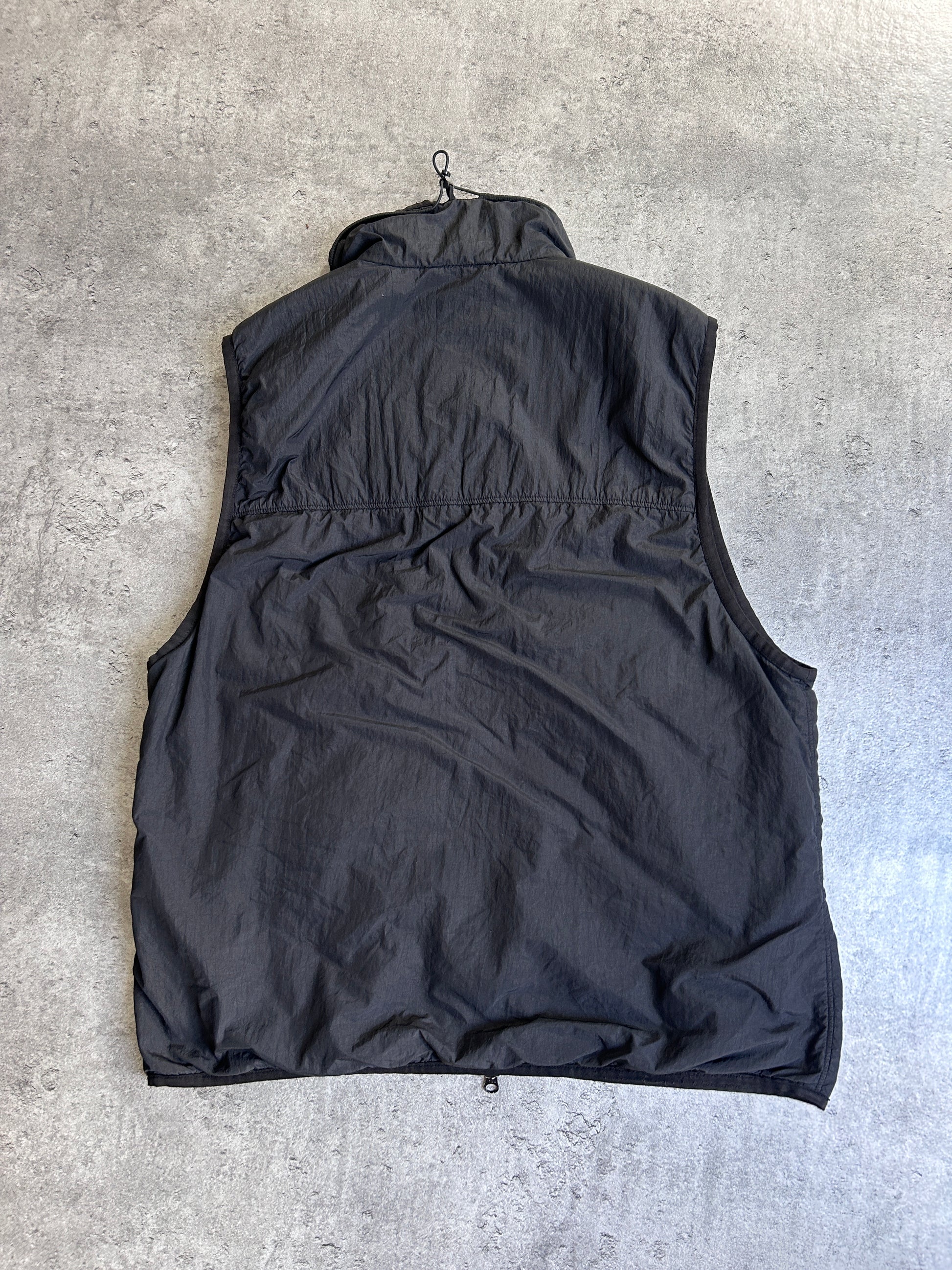 C.P COMPANY GDP NYLON VEST (L)