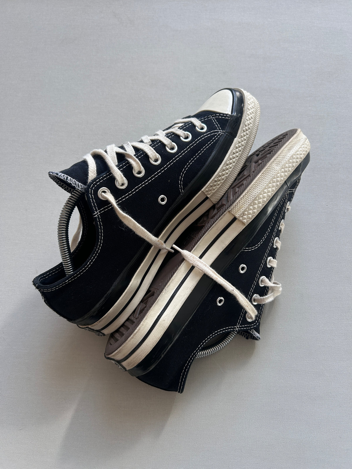 CONVERSE X MONCLER / FRAGMENT (42,5EU)