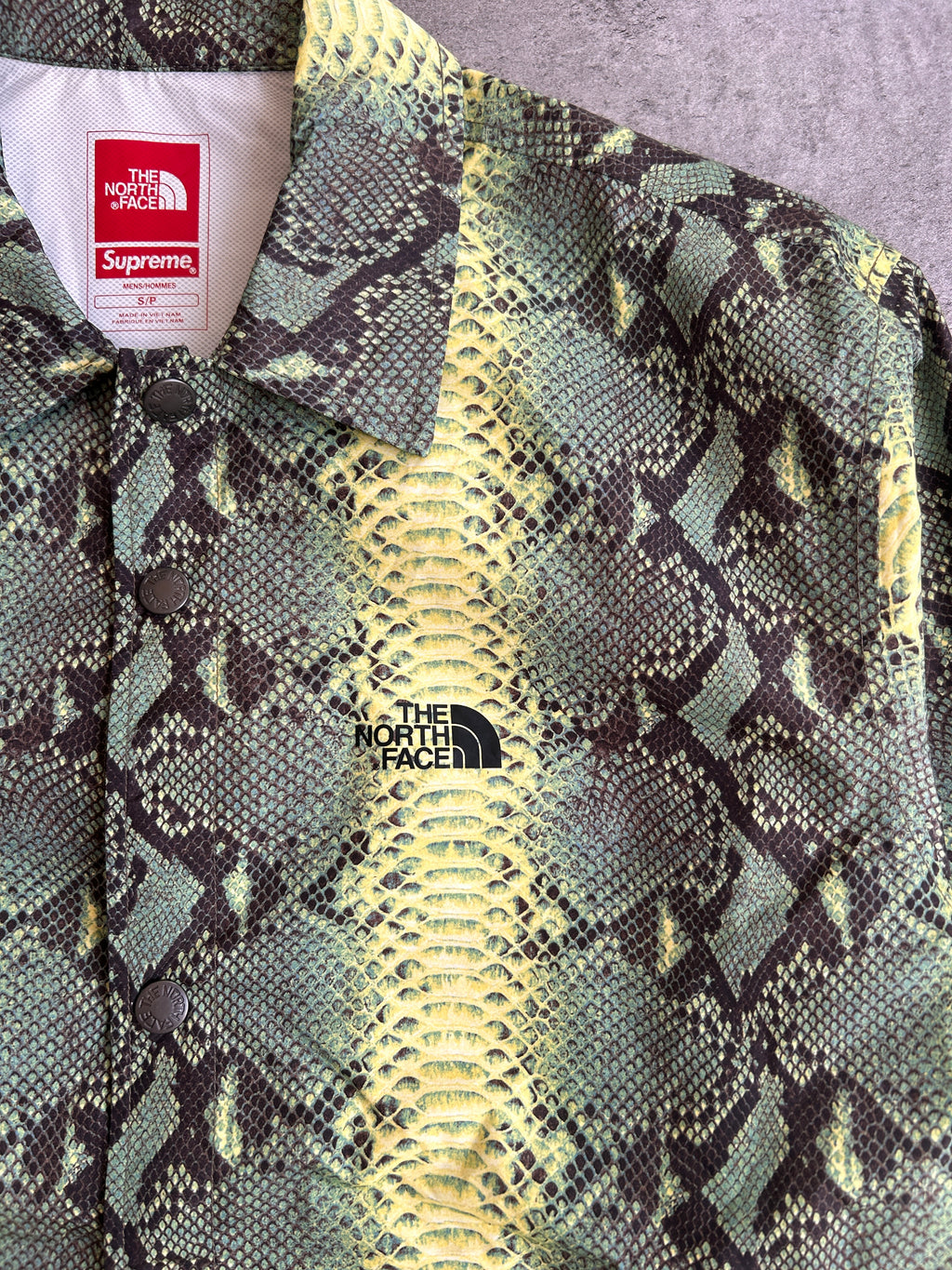 SUPREME X THE NORTH FACE SNAKESKIN JACKET (S)