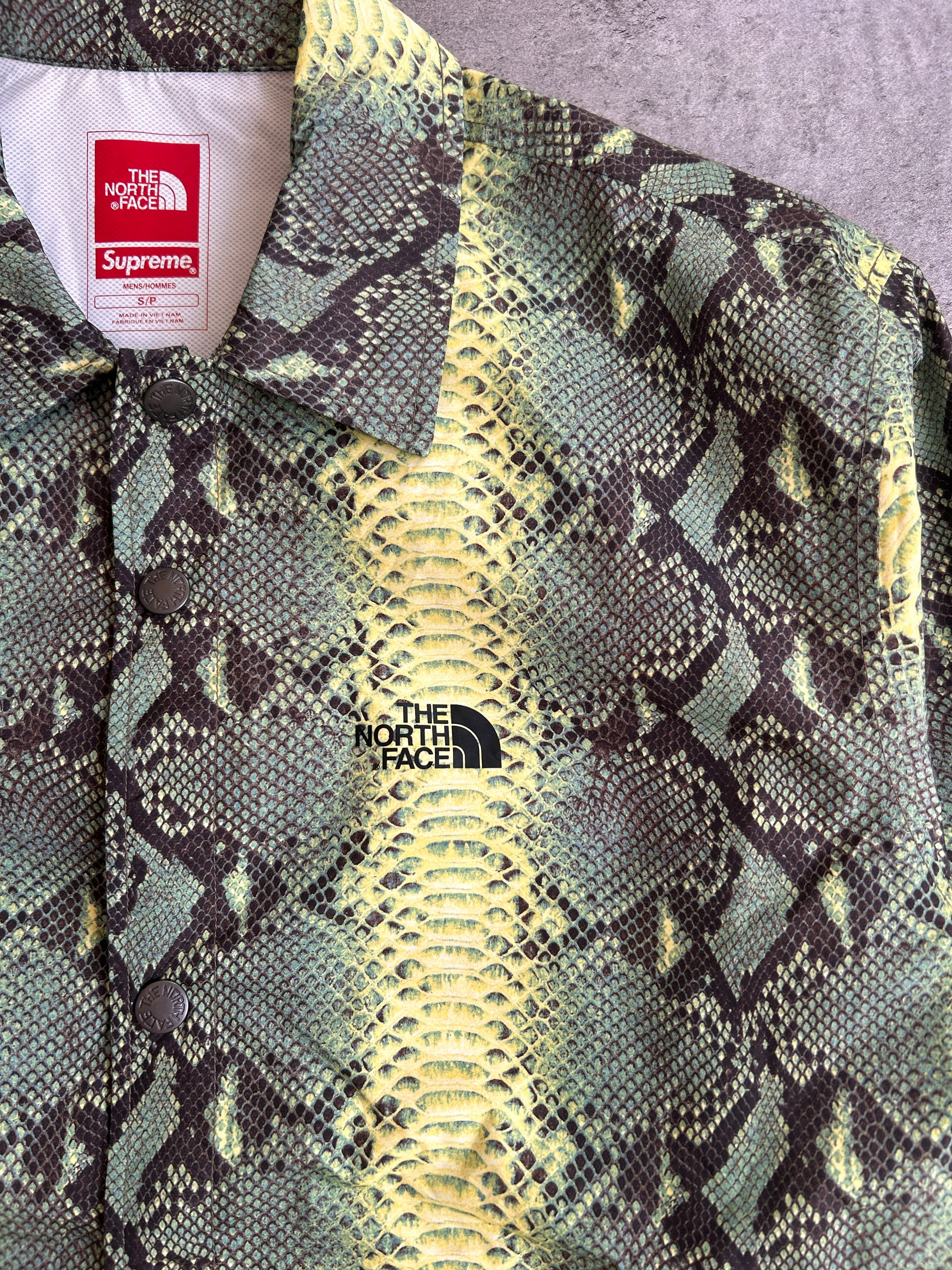 SUPREME X THE NORTH FACE SNAKESKIN JACKET (S)